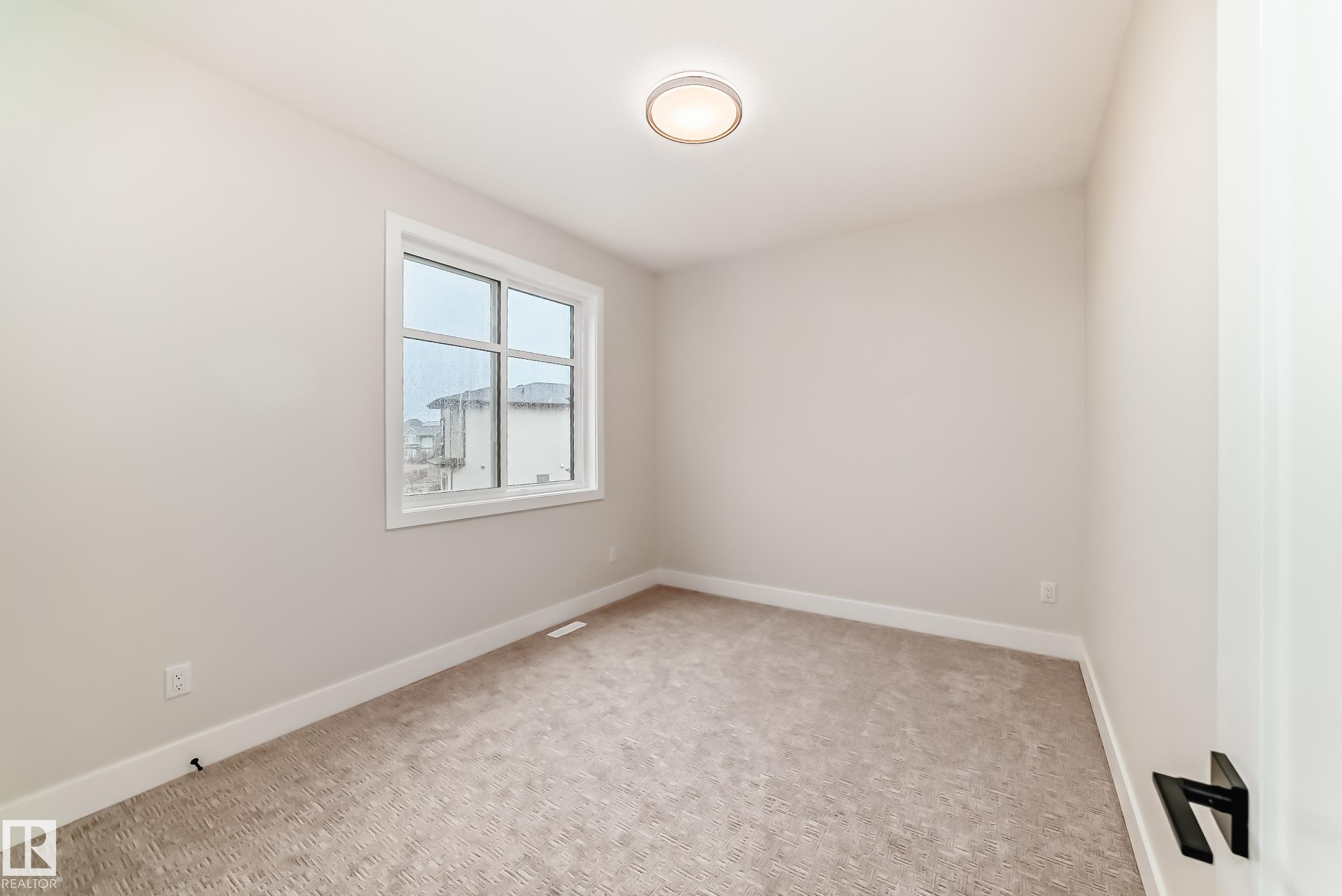 Photo 35 at 7663 Kimiwan Crescent SW, Keswick, Edmonton