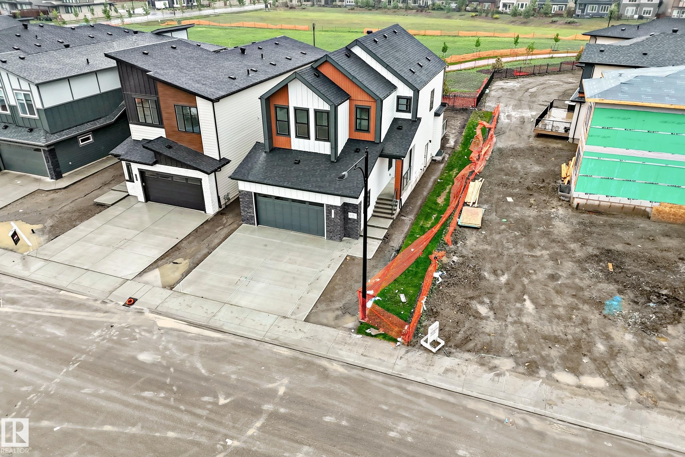 Photo 69 at 7663 Kimiwan Crescent SW, Keswick, Edmonton