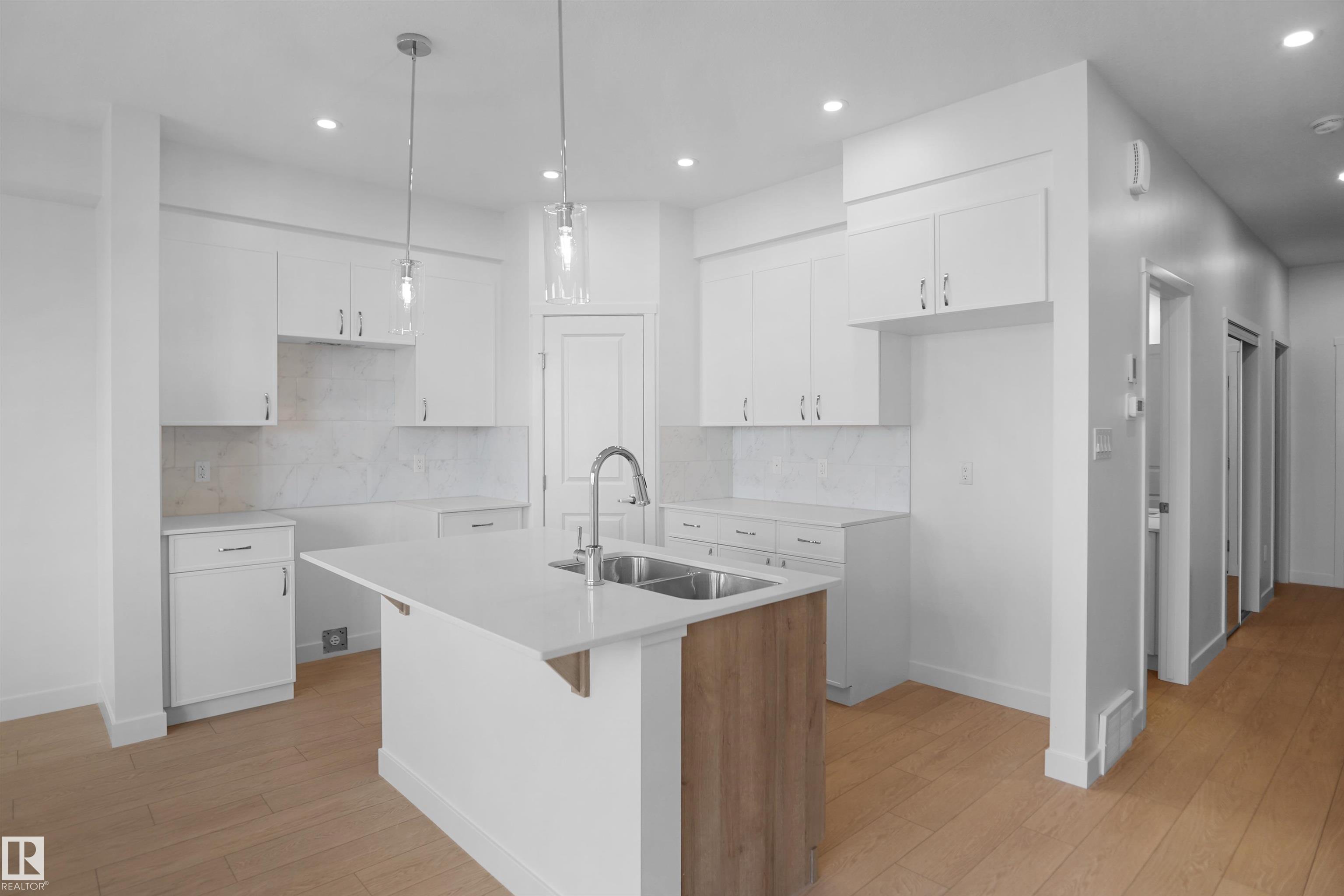 Photo 9 at 18166 73a Street NW, Crystallina Nera East, Edmonton