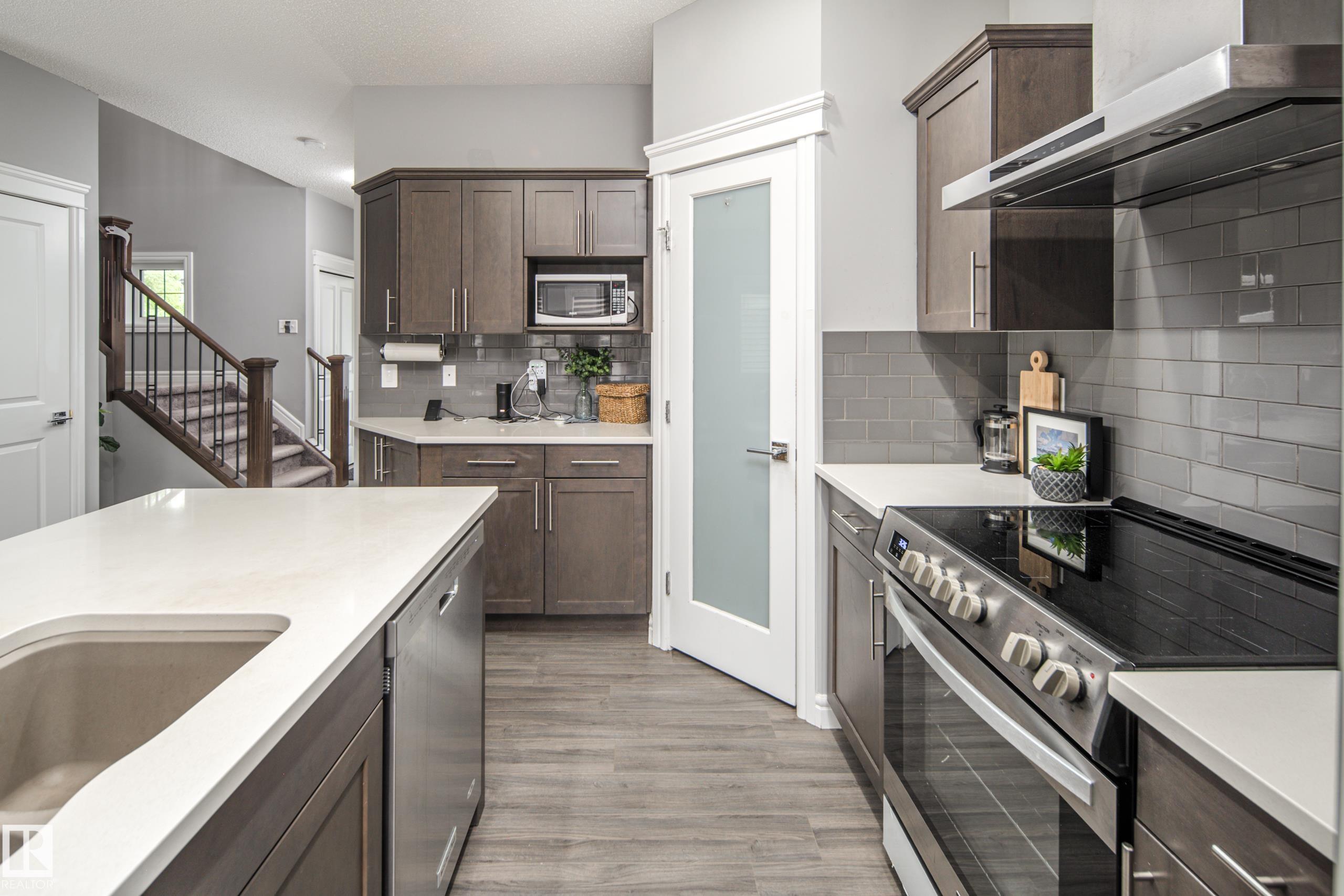Photo 12 at 16015 11 Avenue SW, Glenridding Ravine, Edmonton