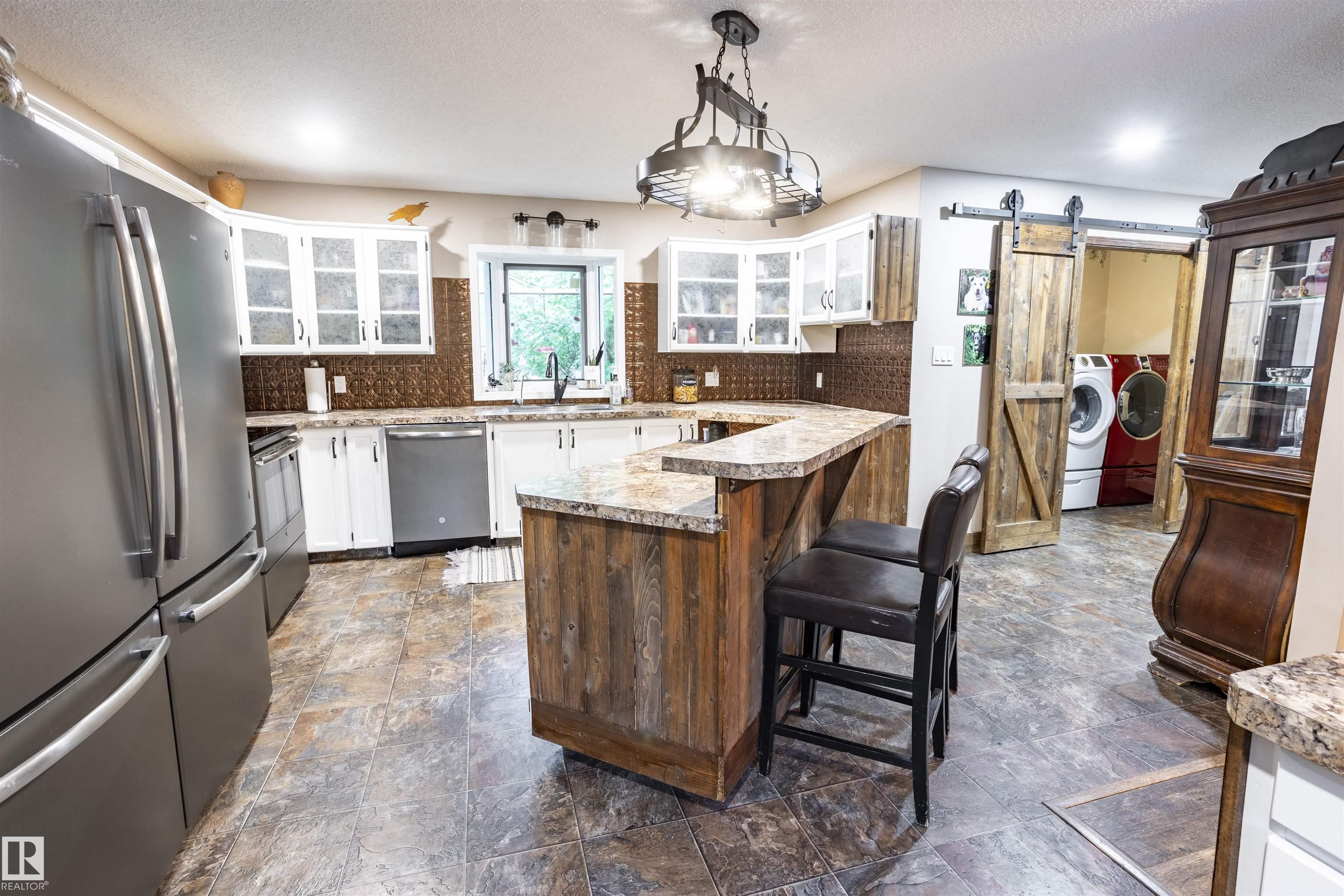 Photo 6 at 9 - 51526 Rge Road 273, Mallard Park, Rural Parkland County