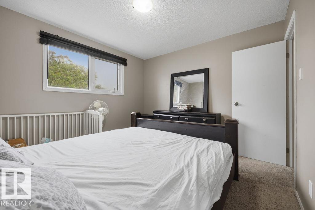 Photo 18 at 5655 137 Avenue NW, Belvedere, Edmonton