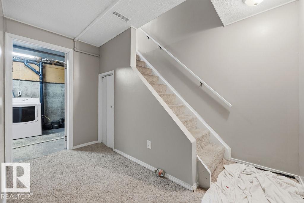 Photo 21 at 5655 137 Avenue NW, Belvedere, Edmonton