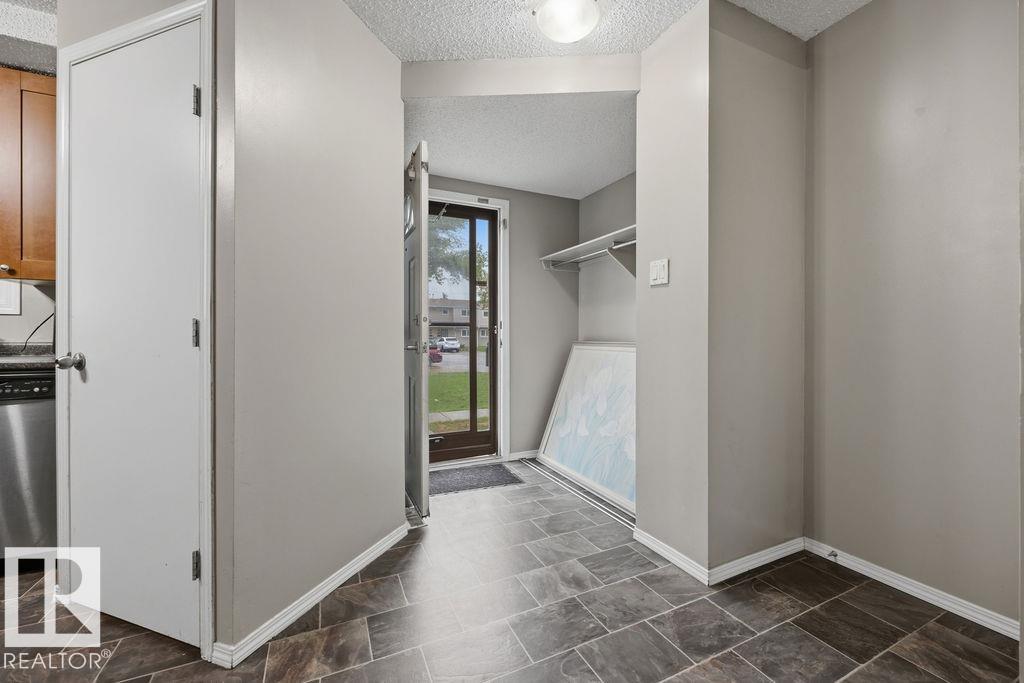 5655 137 Avenue NW, Belvedere, Edmonton