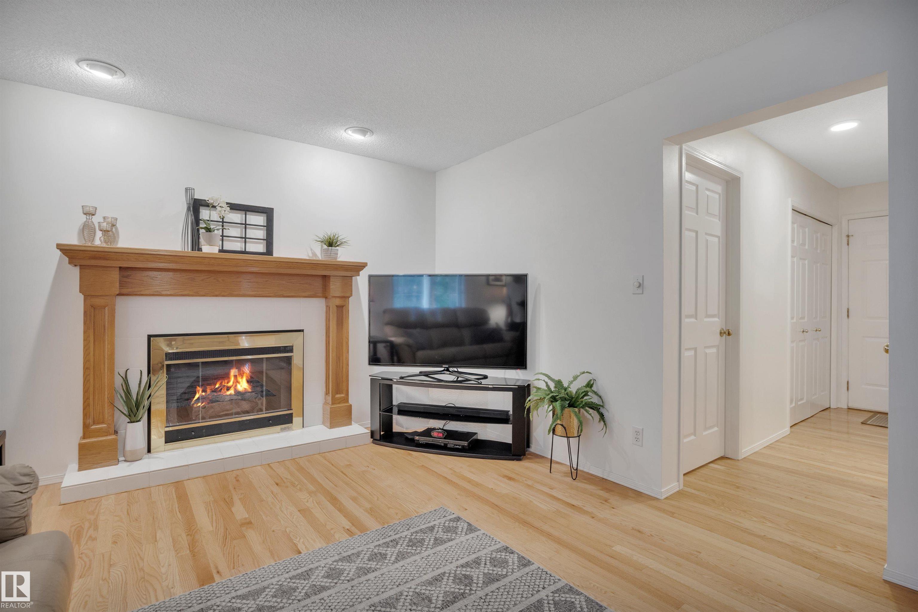 Photo 19 at 10219 174 Avenue NW, Elsinore, Edmonton