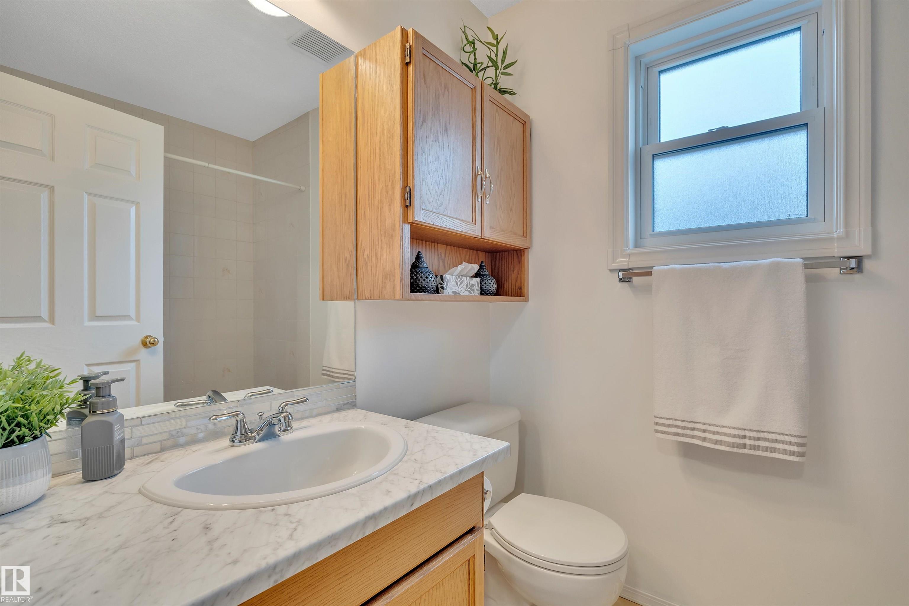 Photo 39 at 10219 174 Avenue NW, Elsinore, Edmonton