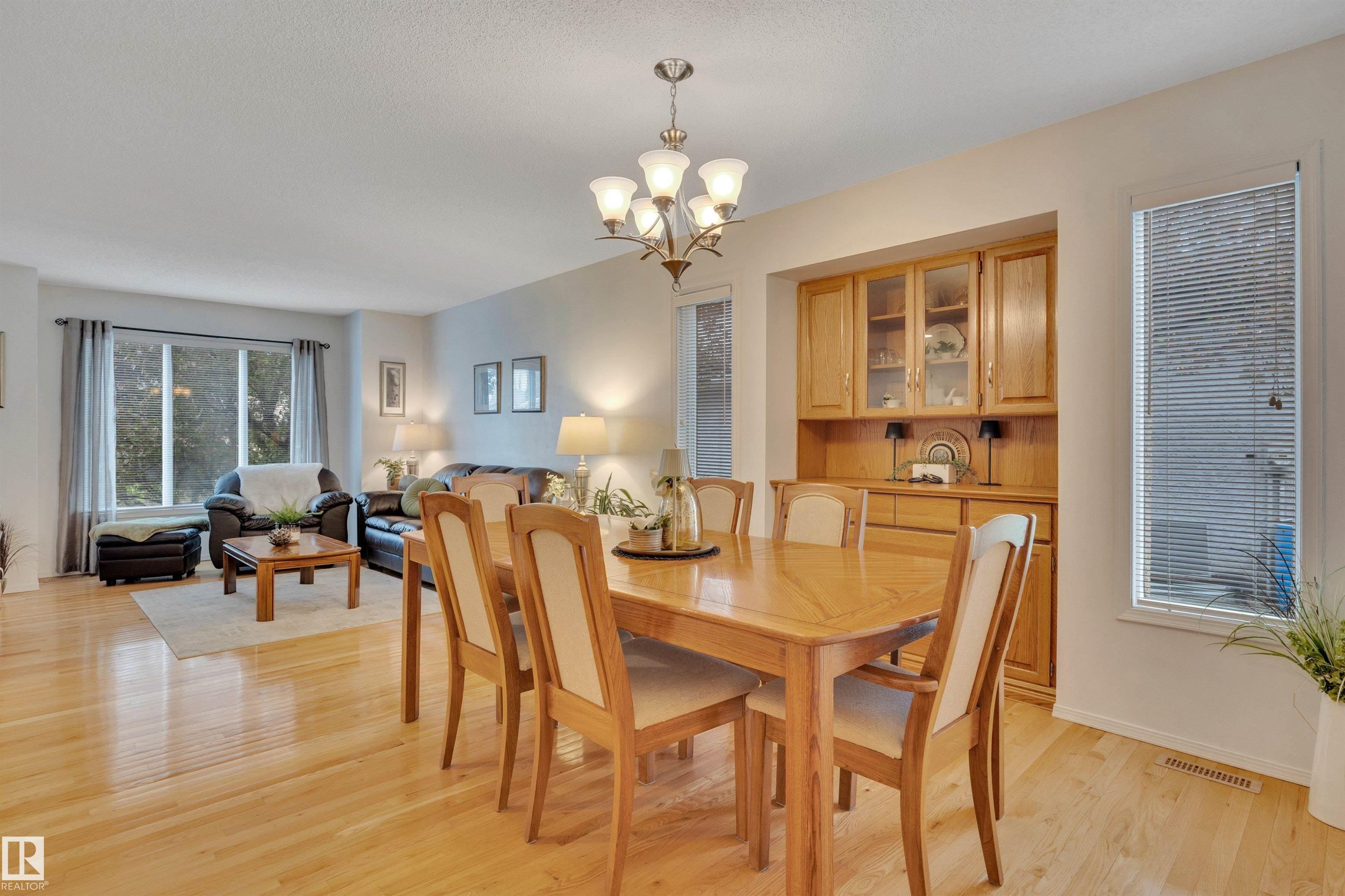Photo 10 at 10219 174 Avenue NW, Elsinore, Edmonton