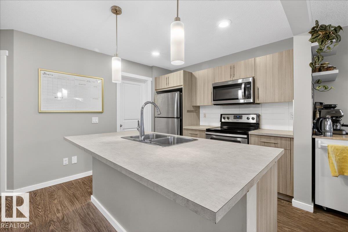 Photo 11 at 12803 205 Street NW, Trumpeter Area, Edmonton