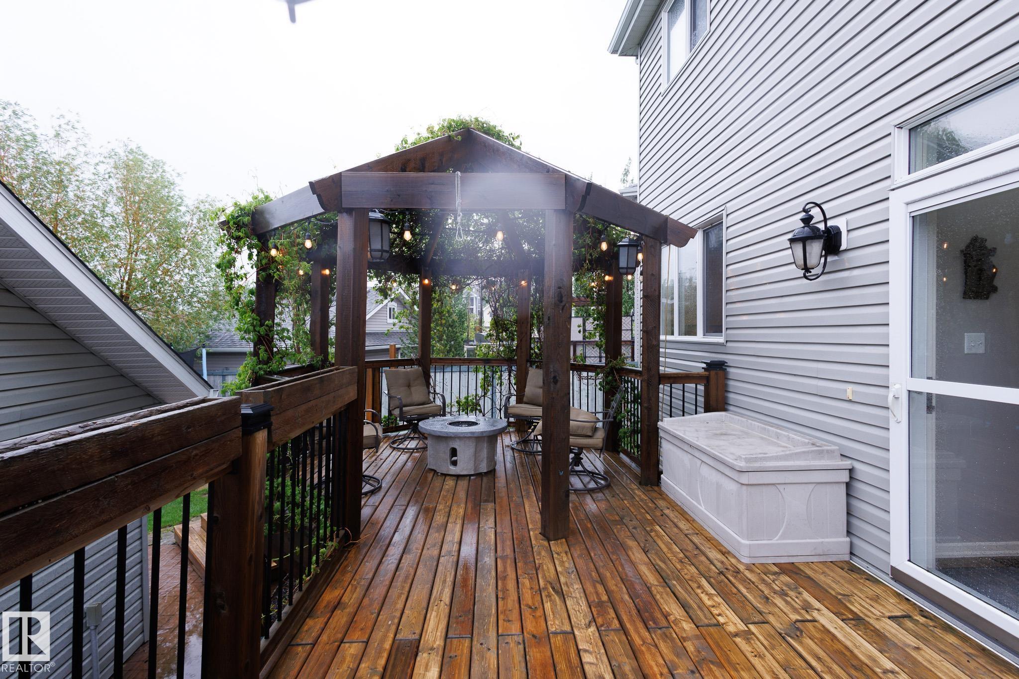 7207 14a Avenue SW, Summerside, Edmonton