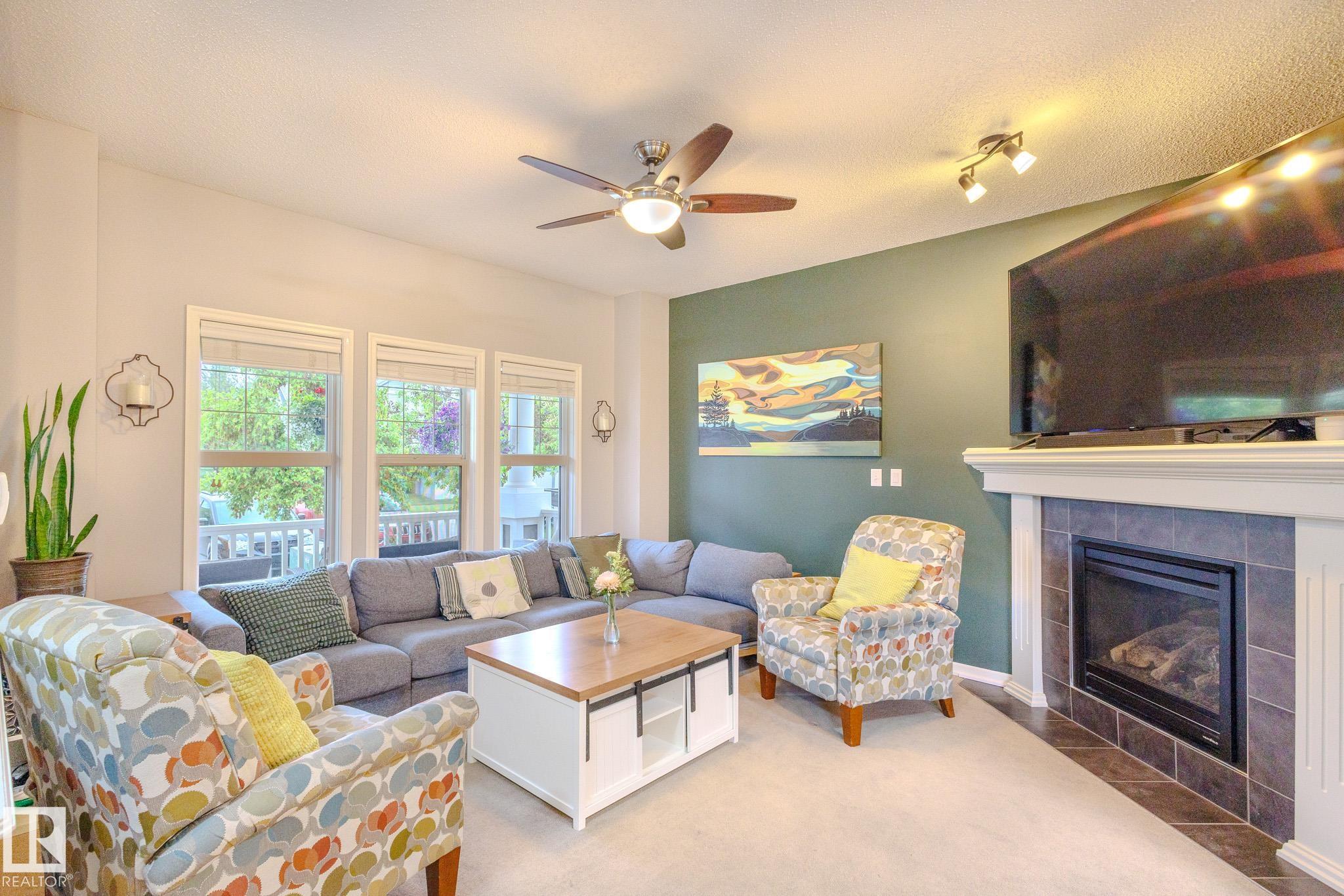 Photo 8 at 7207 14a Avenue SW, Summerside, Edmonton