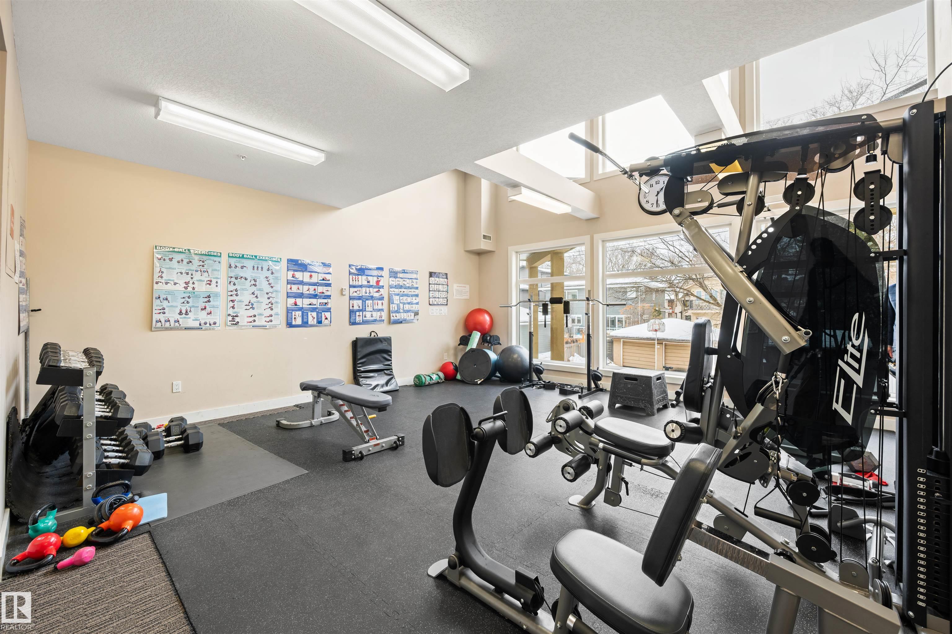 Photo 23 at 29 - 11518 76 Avenue NW, Belgravia, Edmonton
