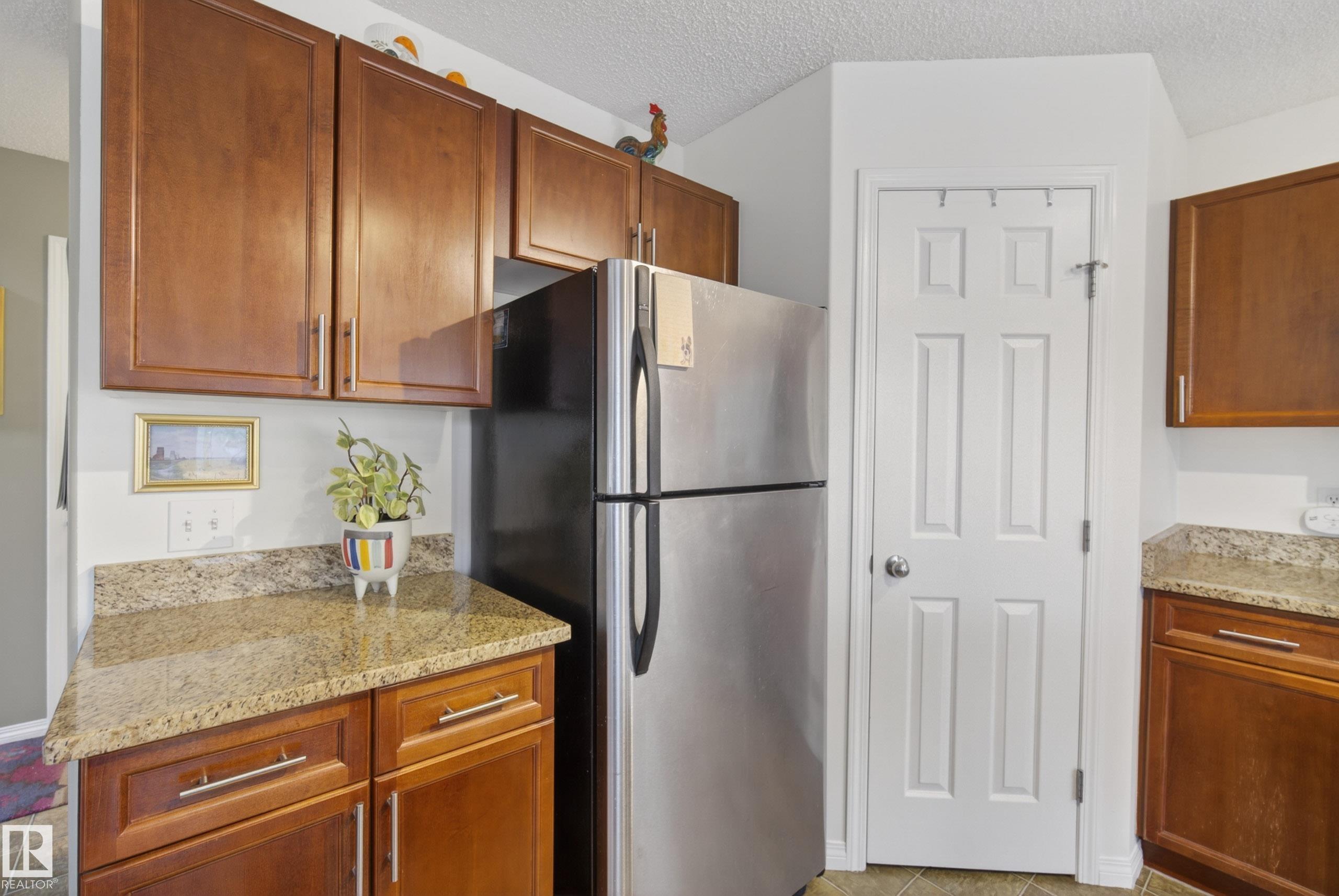 Photo 11 at 3972 Mcmullen Green green SW, Macewan, Edmonton