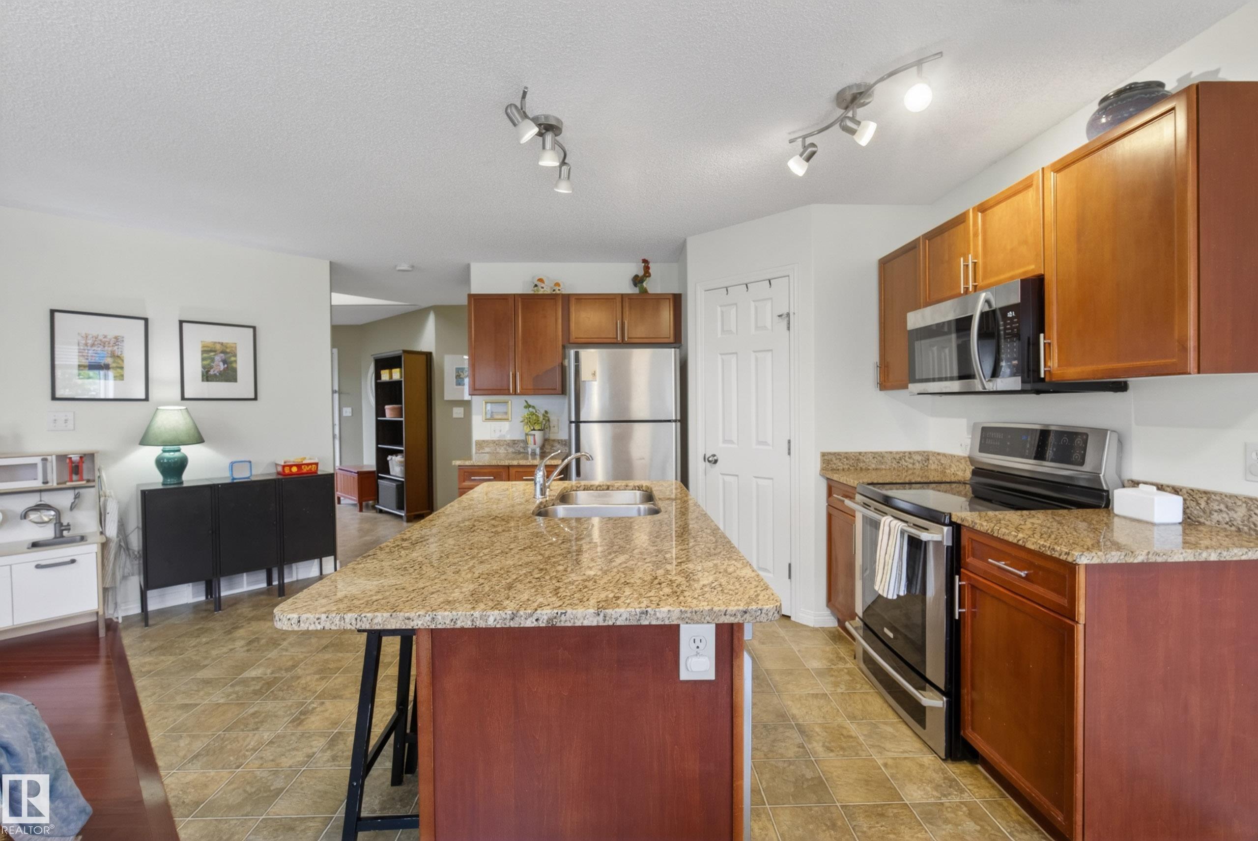 Photo 14 at 3972 Mcmullen Green green SW, Macewan, Edmonton