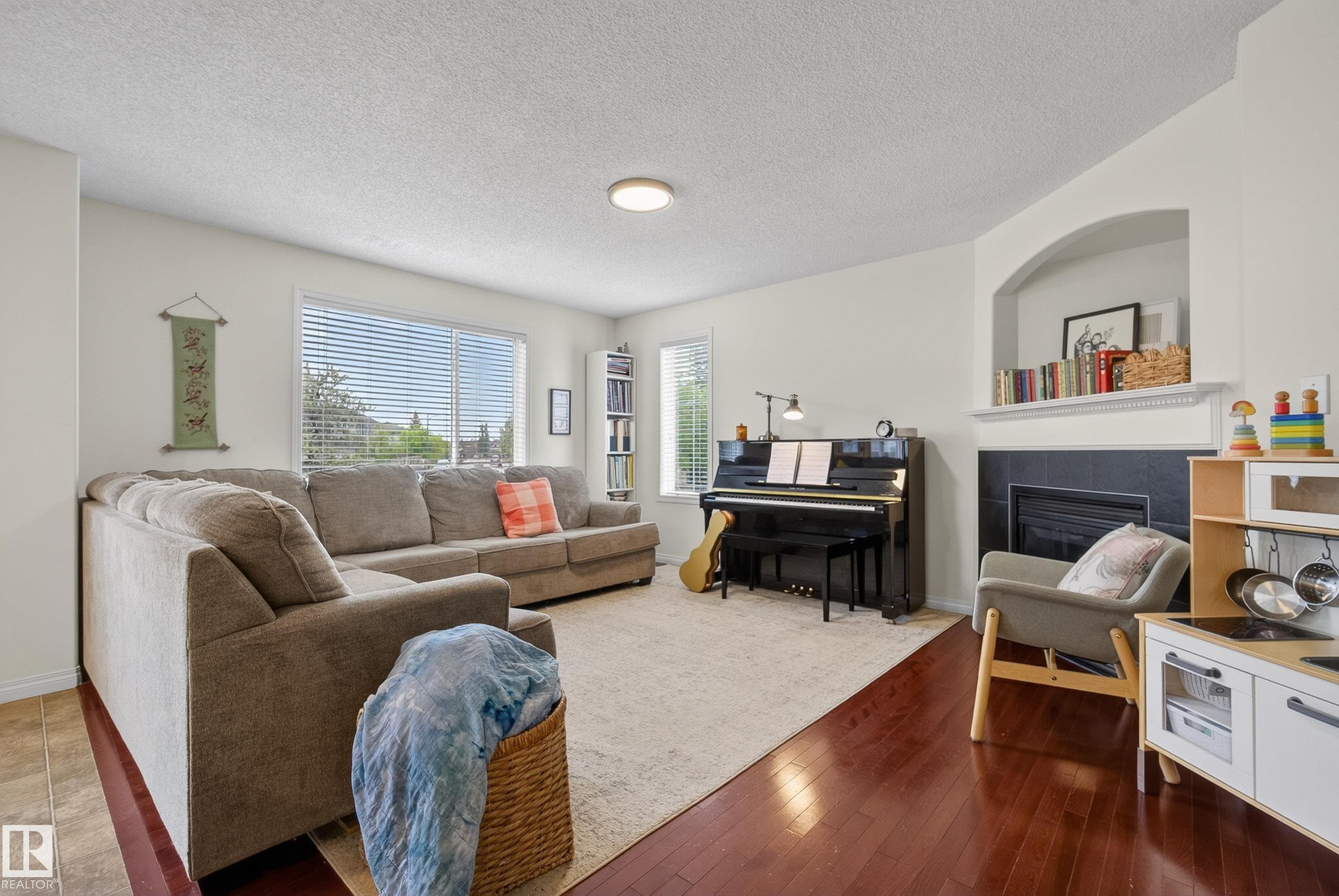 Photo 18 at 3972 Mcmullen Green green SW, Macewan, Edmonton