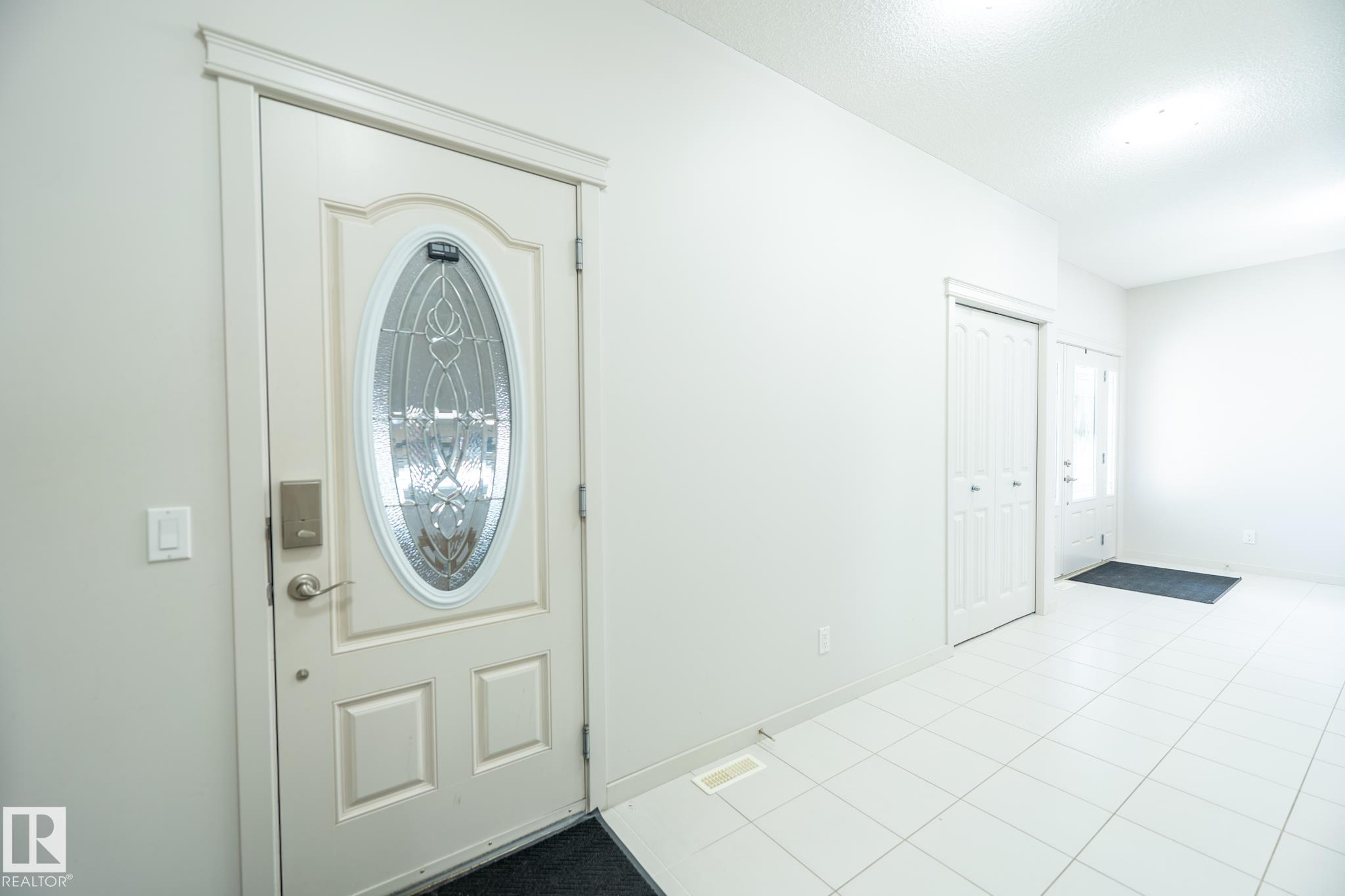 Photo 6 at 8508 219 Street NW, Rosenthal, Edmonton