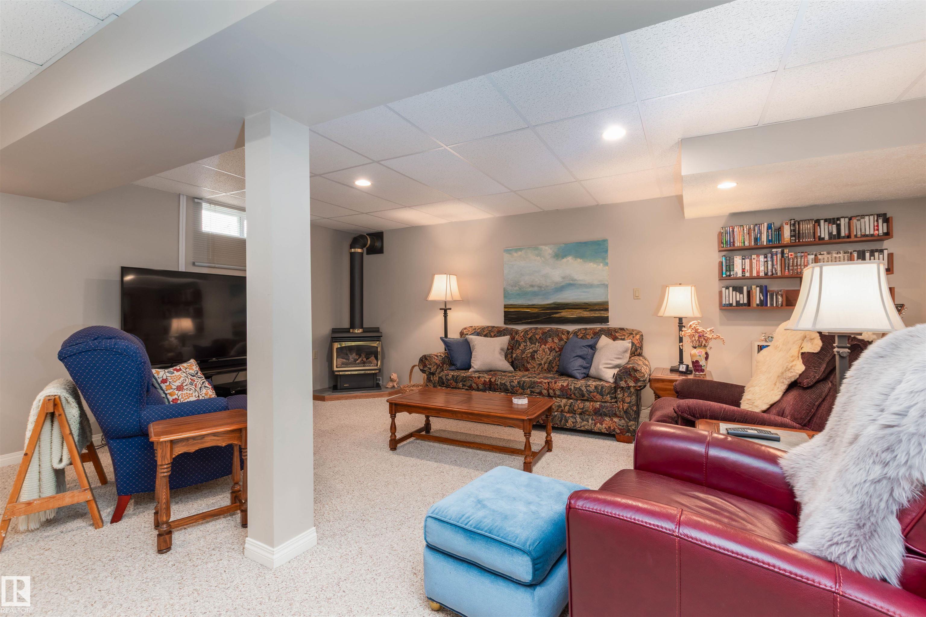 Photo 22 at 108 Marion Drive, Mills Haven, Sherwood Park