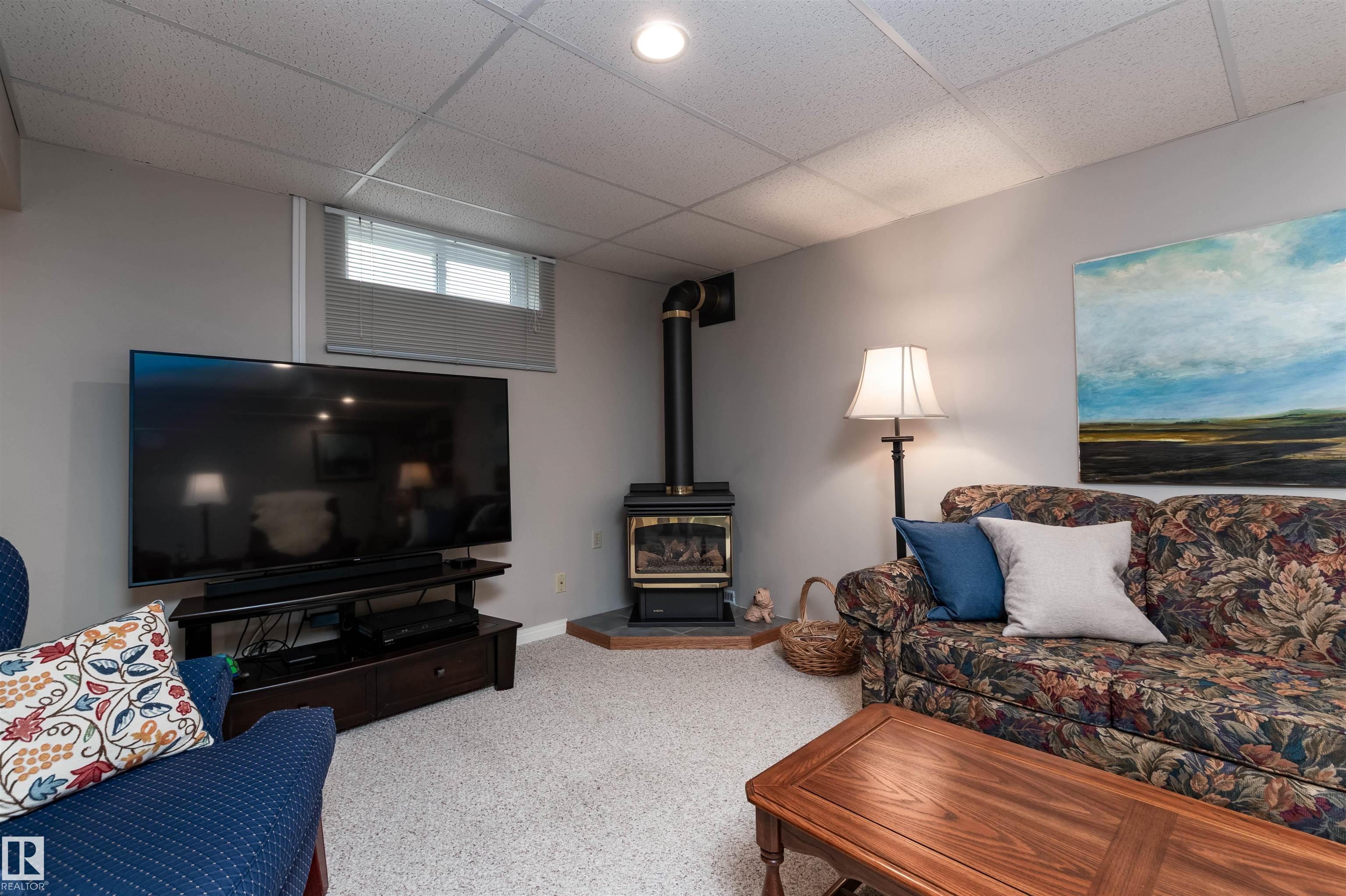 Photo 23 at 108 Marion Drive, Mills Haven, Sherwood Park