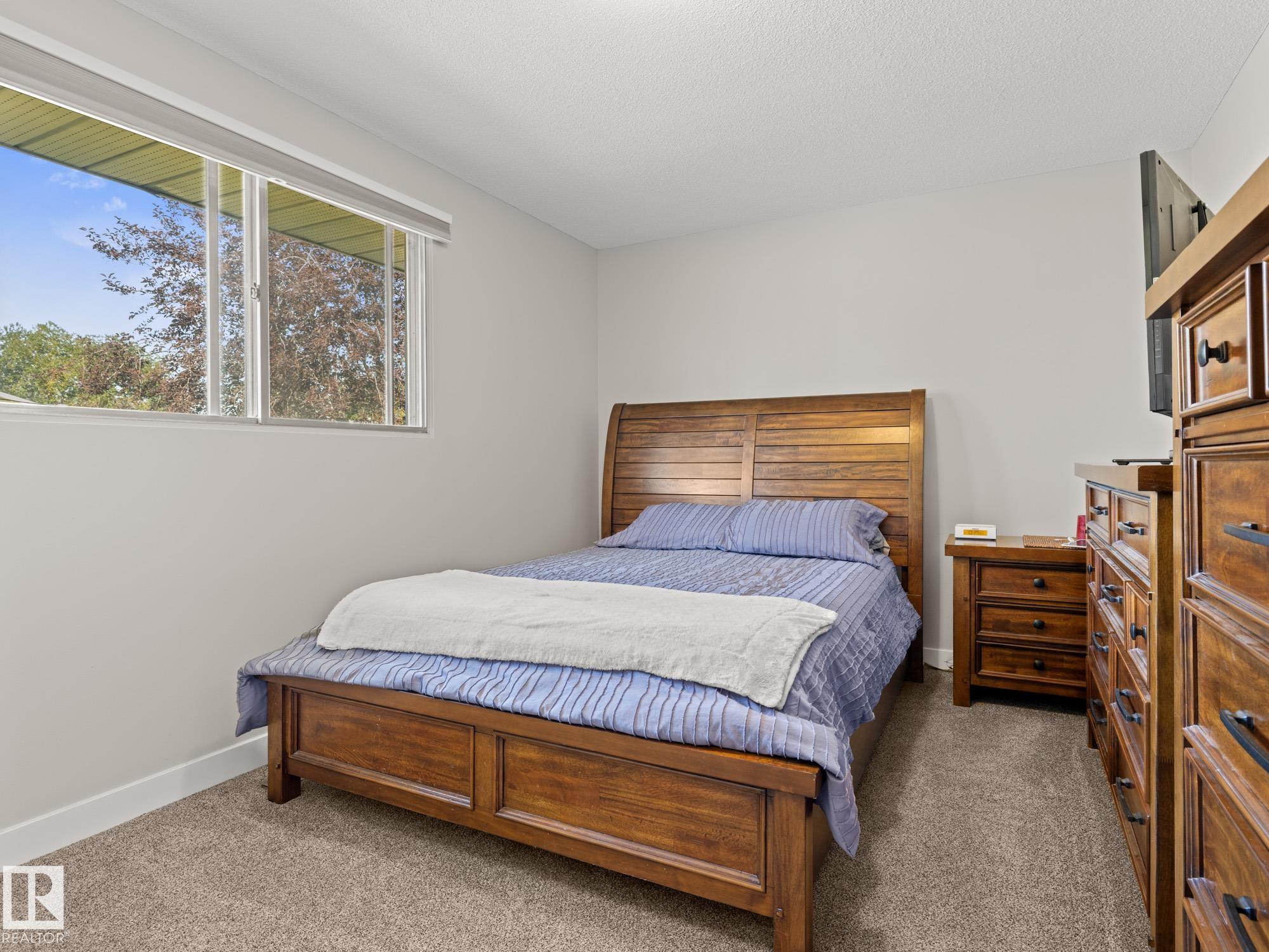 Photo 14 at 9311 169 Street NW, West Meadowlark Park, Edmonton