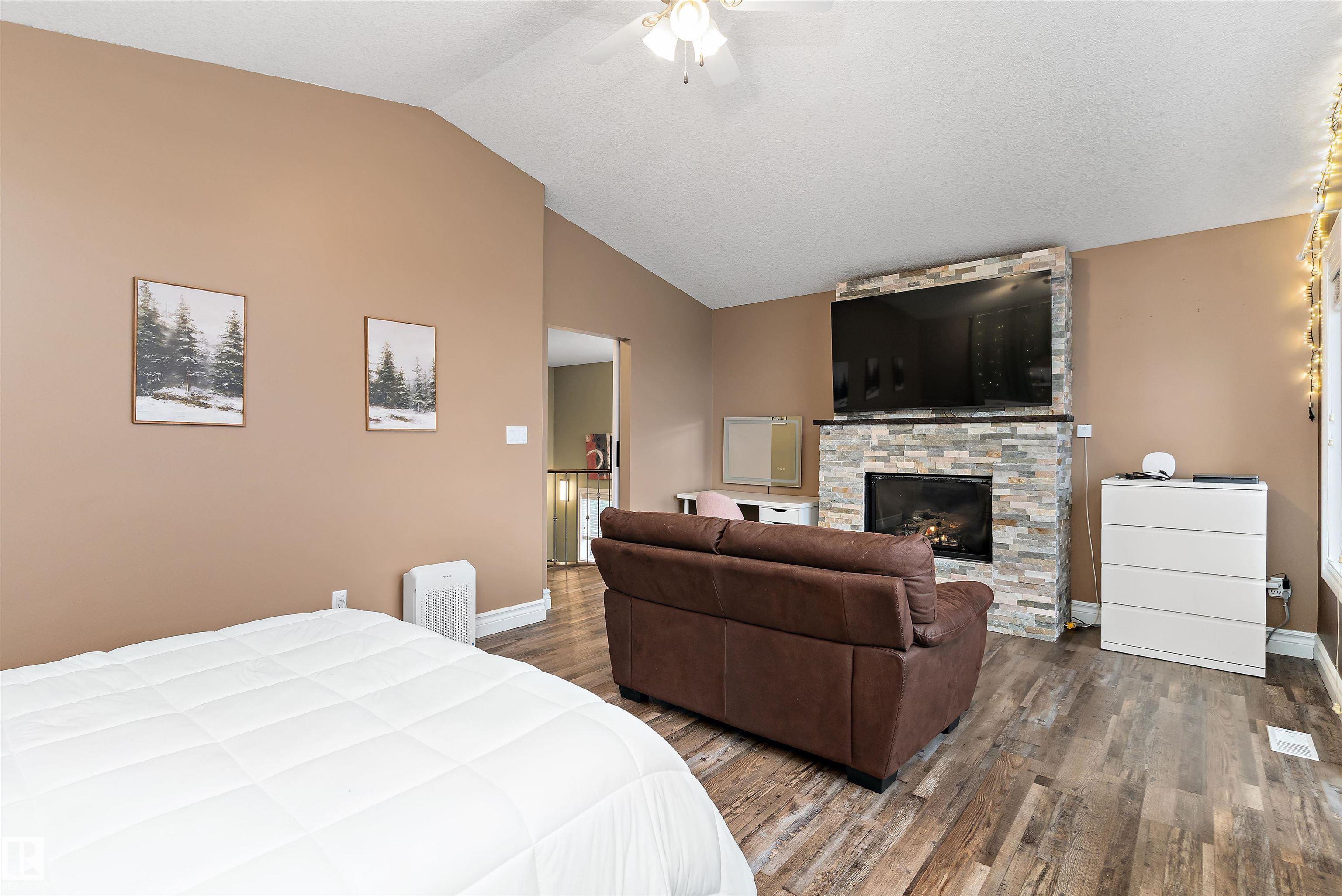 Photo 30 at 16609 58a Street NW, Hollick-Kenyon, Edmonton