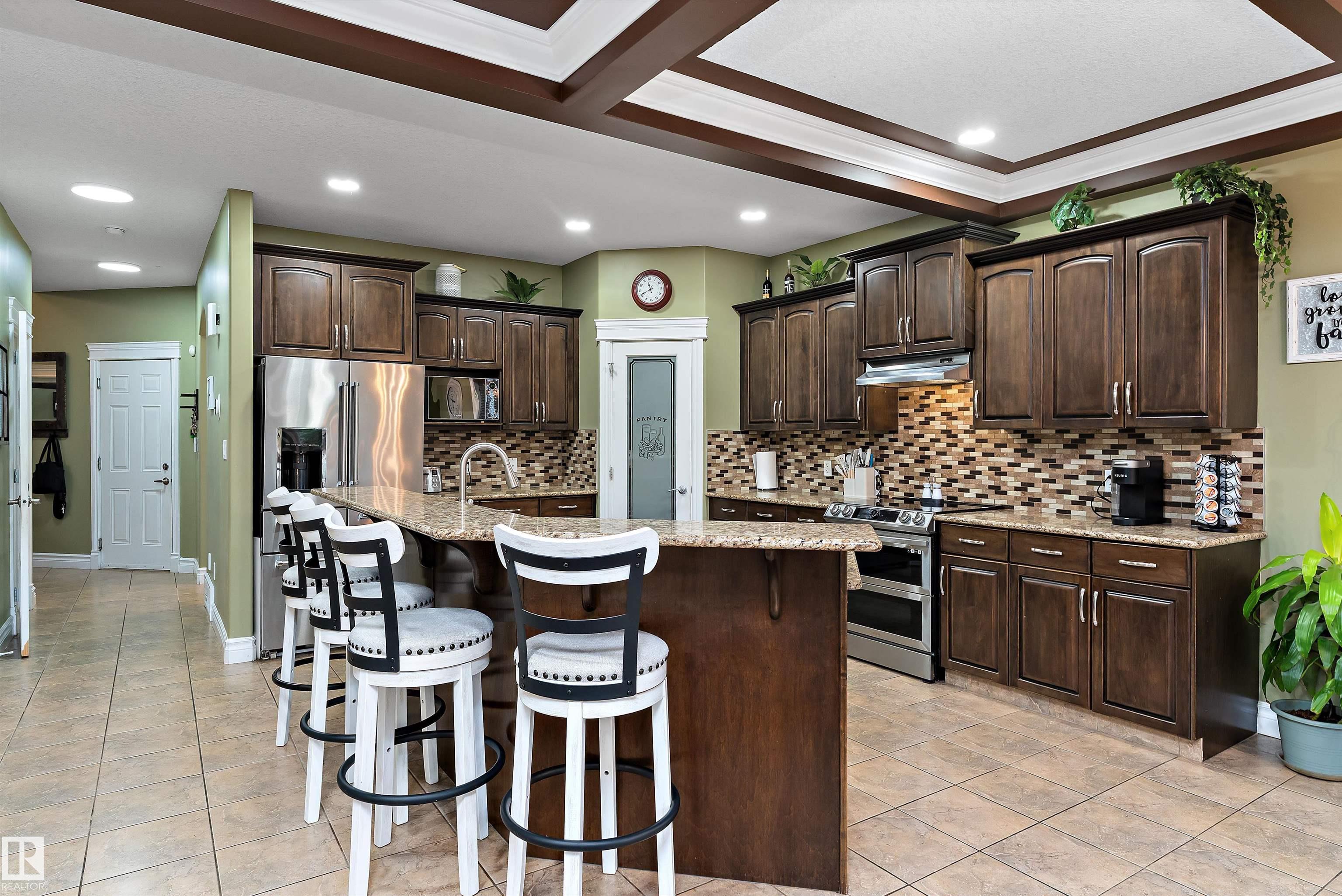 Photo 8 at 16609 58a Street NW, Hollick-Kenyon, Edmonton