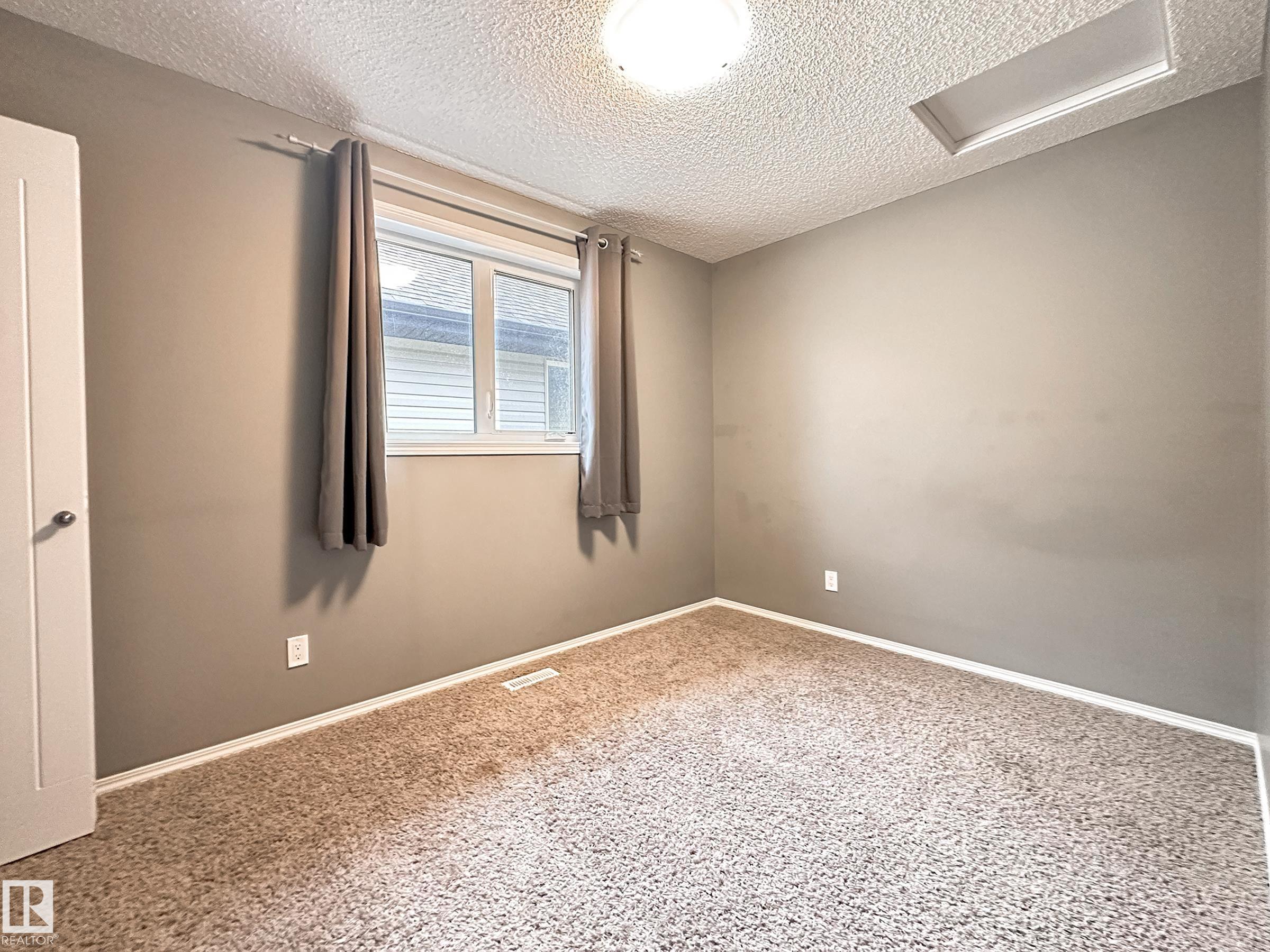 Photo 22 at 9432 211 Street NW, Webber Greens, Edmonton