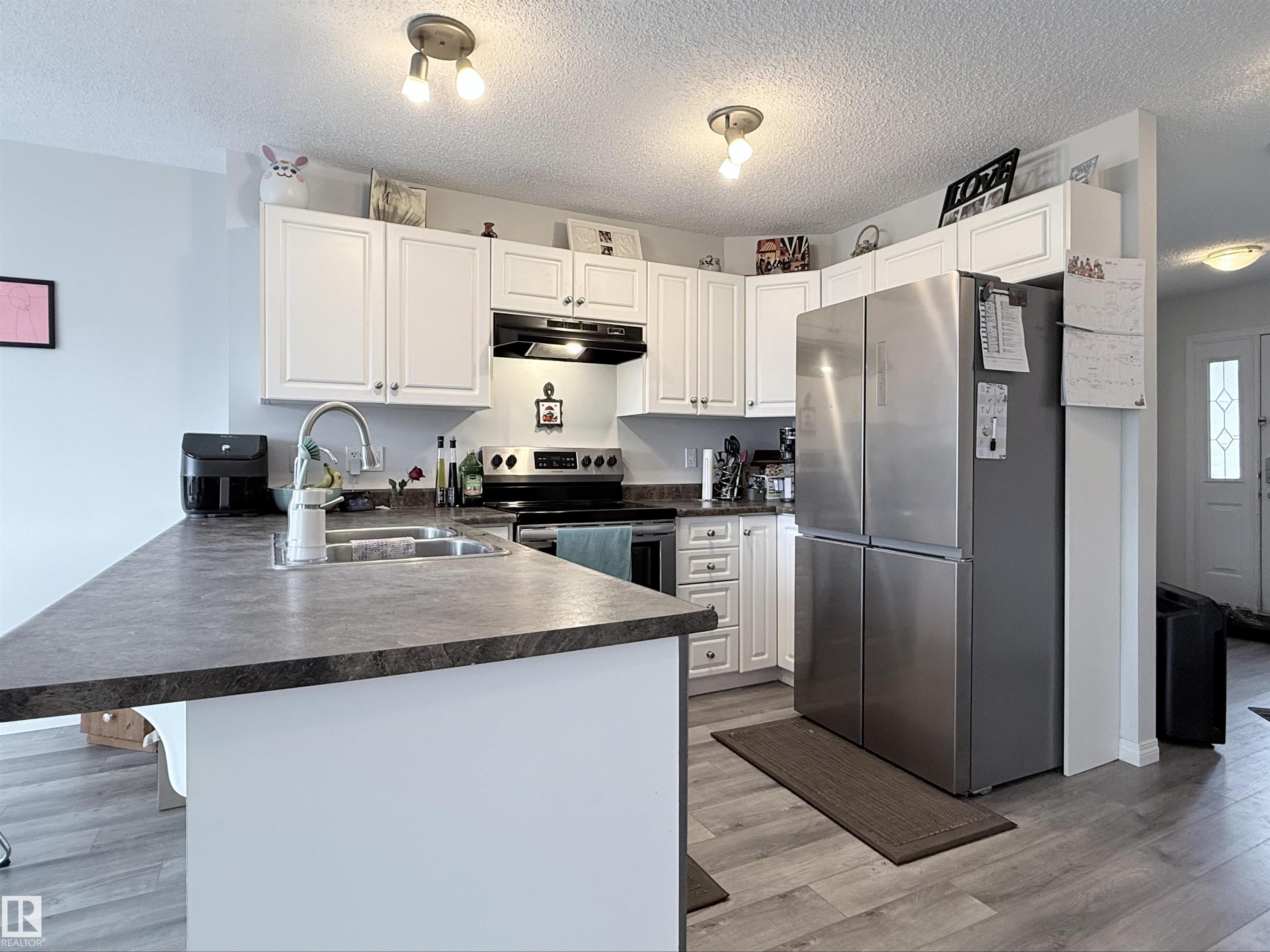 Photo 9 at 82 - 5001 62 Street, Eaglemont Heights, Beaumont