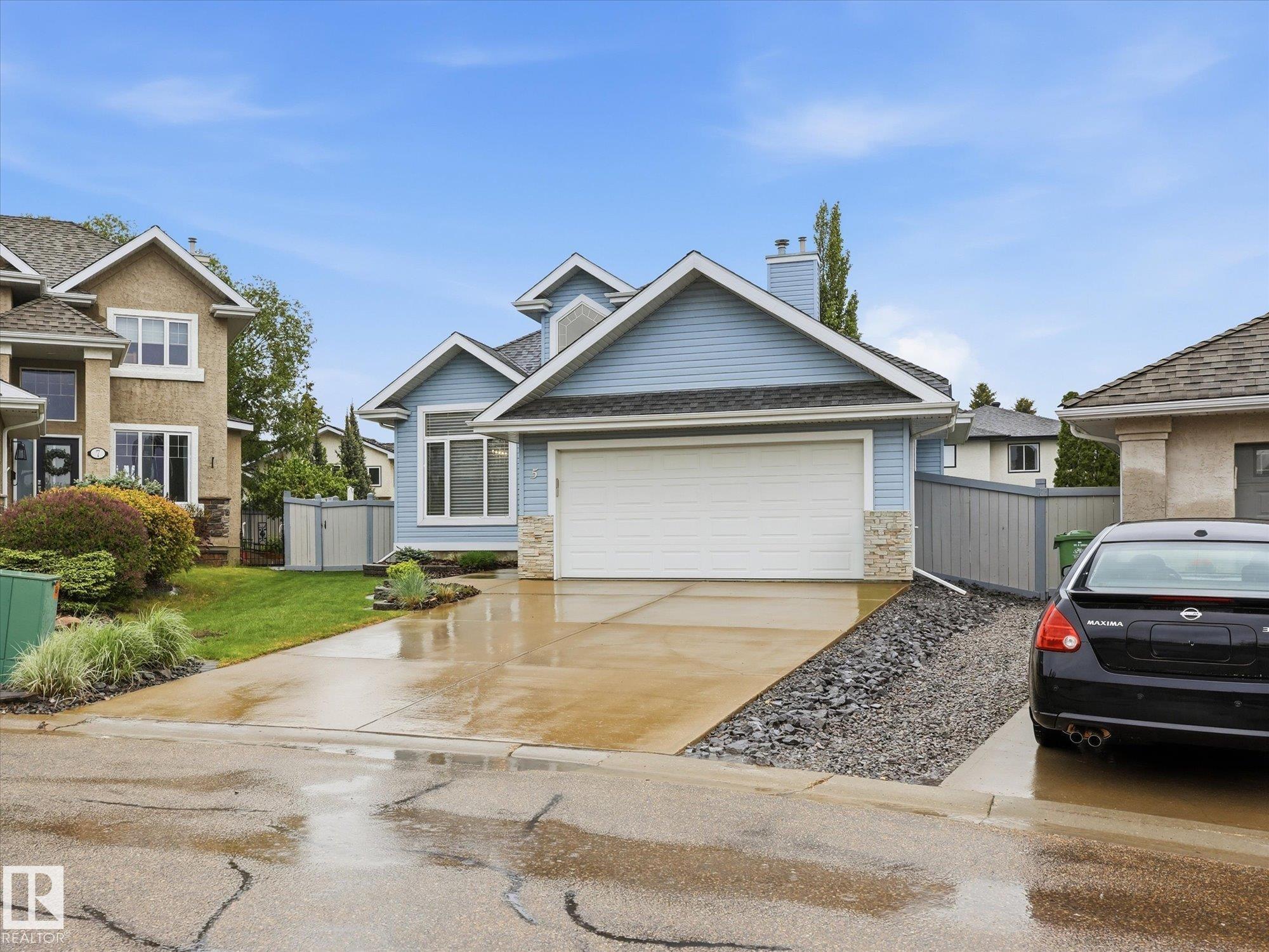 5 Lafleur Drive, Lacombe Park, St. Albert