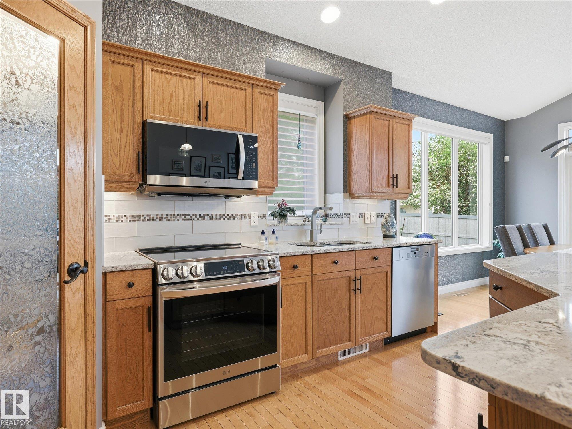 Photo 13 at 5 Lafleur Drive, Lacombe Park, St. Albert