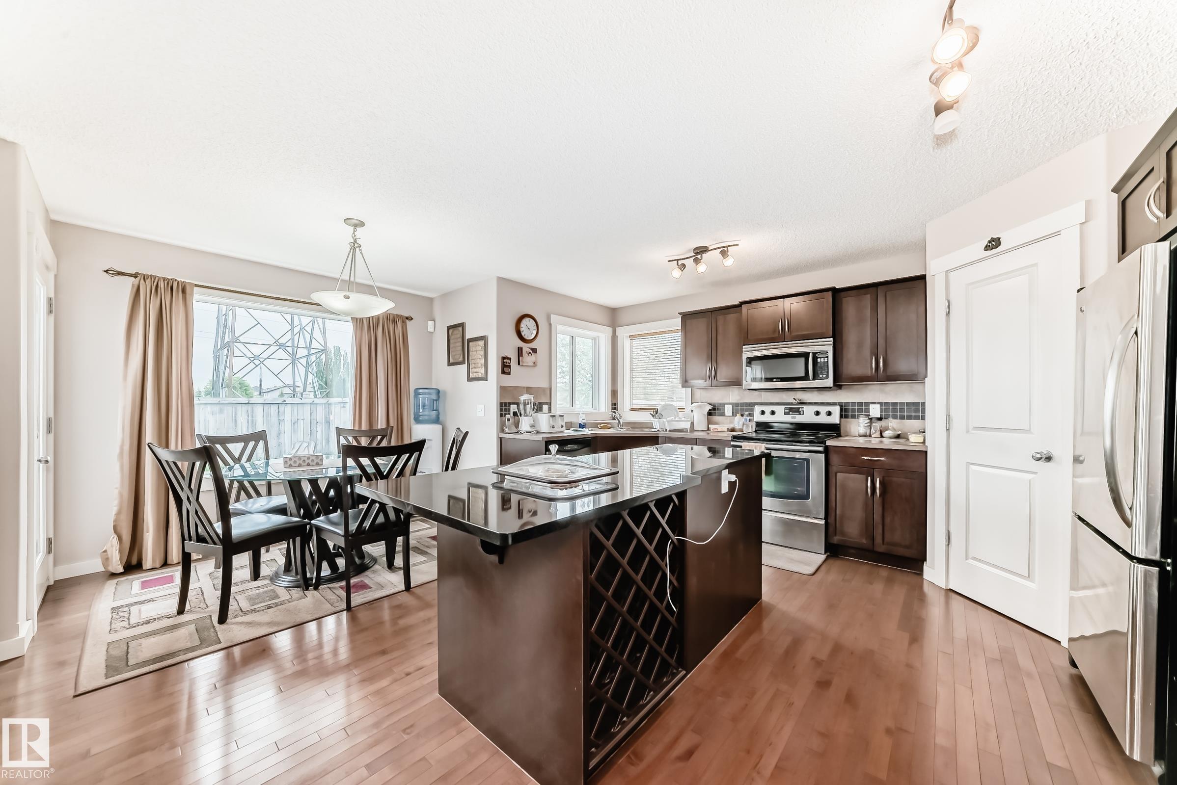 Photo 12 at 2808 36 Avenue NW, Wild Rose, Edmonton