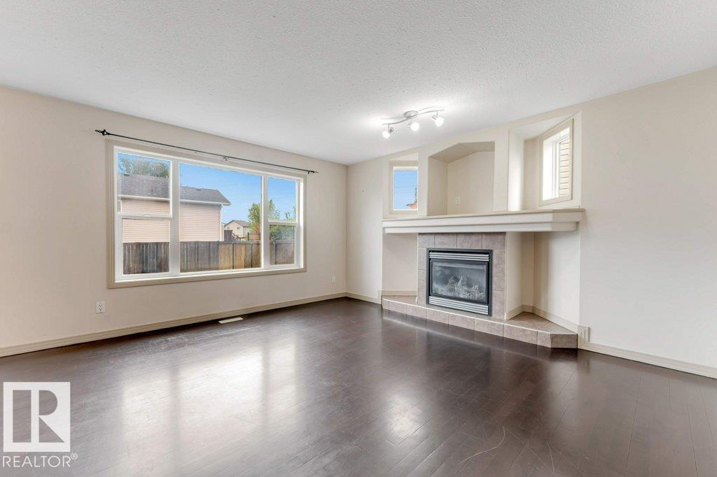 Photo 11 at 16315 55 Street NW, Hollick-Kenyon, Edmonton