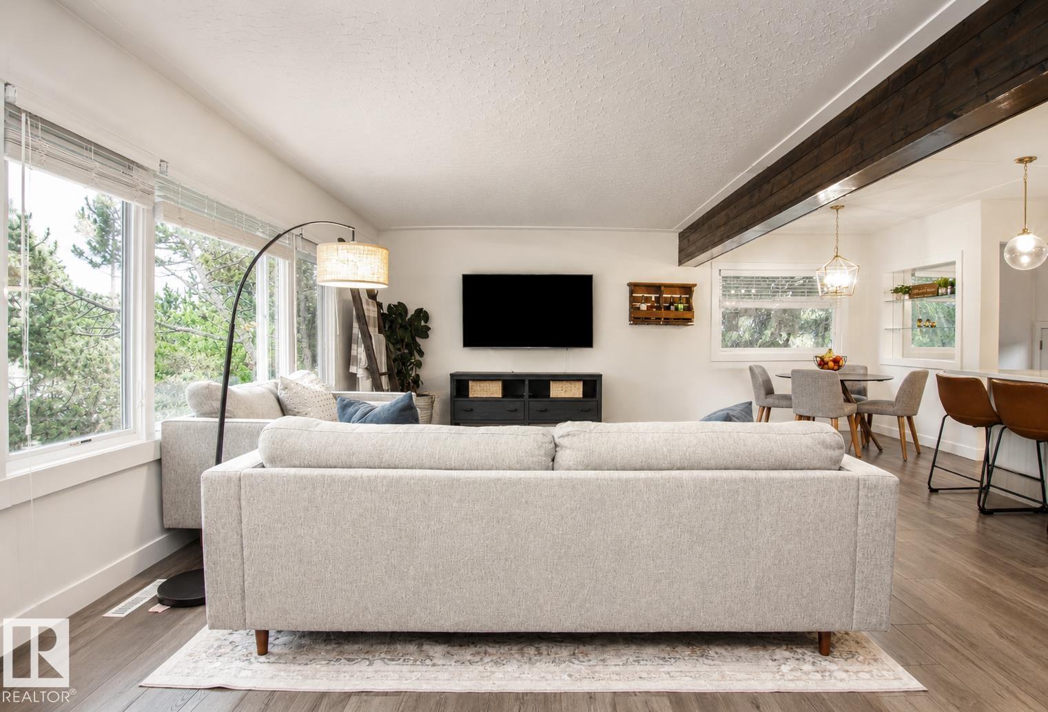 4904 103 Avenue NW, Gold Bar, Edmonton