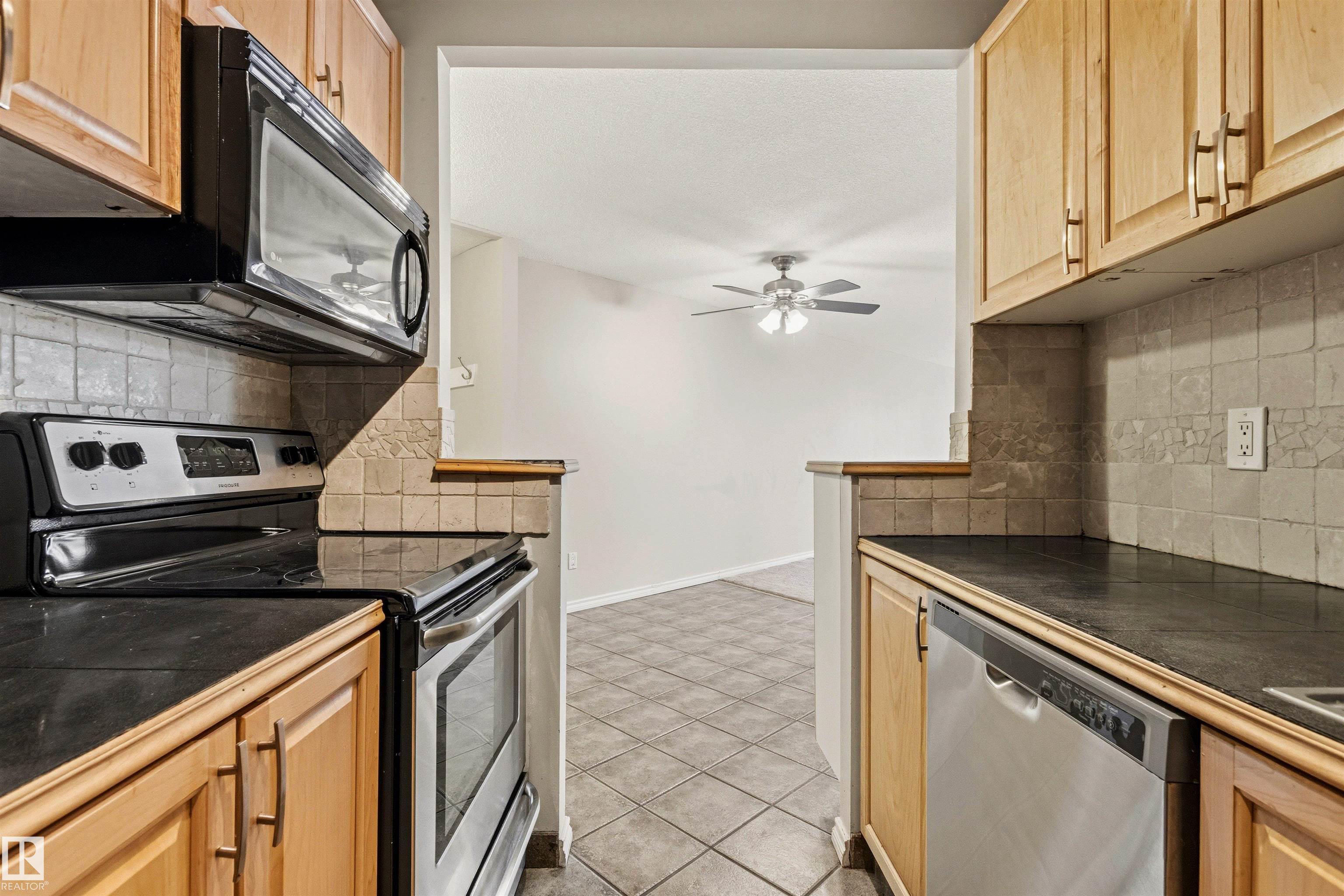Photo 24 at 303 - 10045 117 Street NW, Wîhkwêntôwin, Edmonton