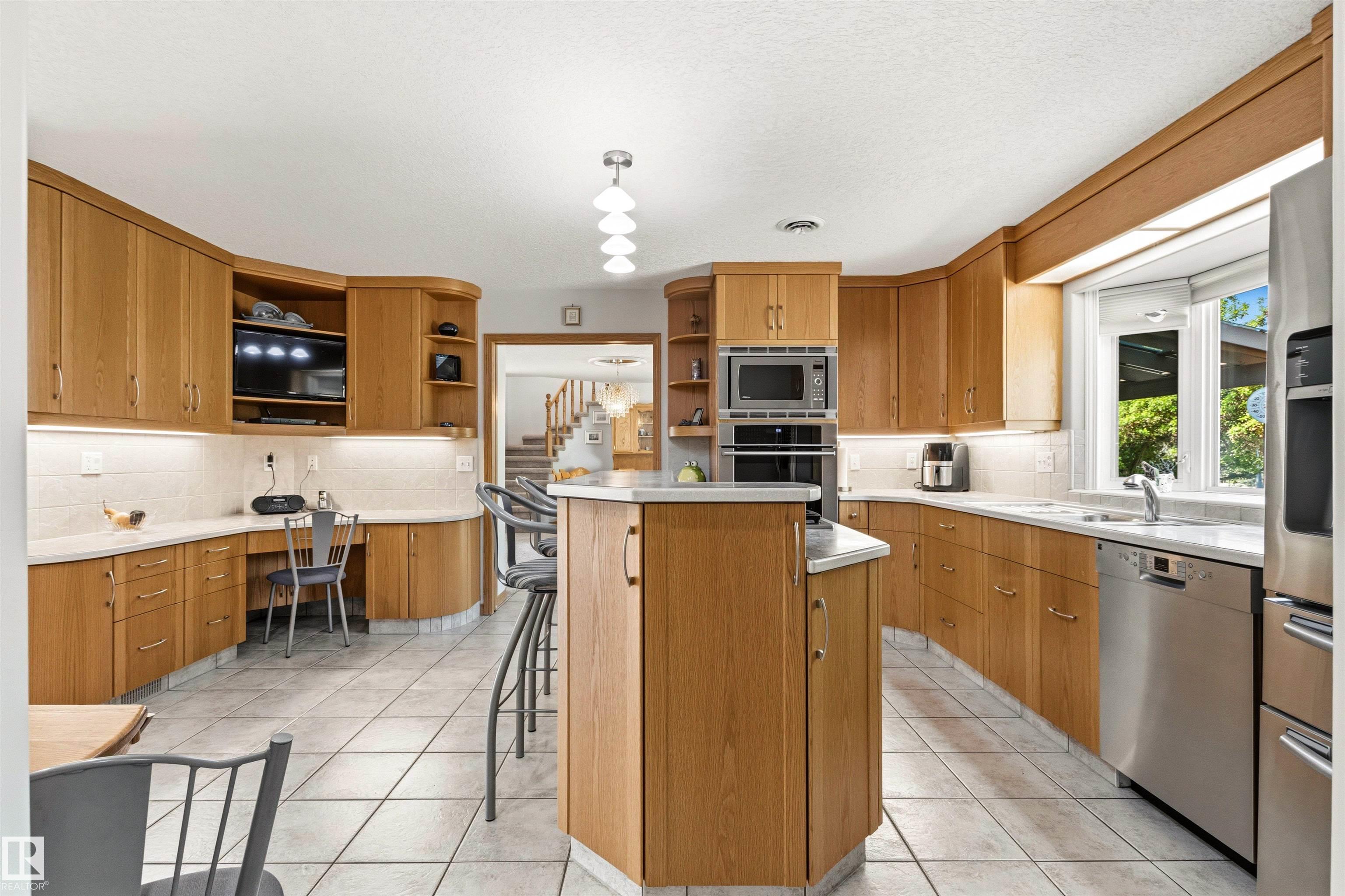 Photo 25 at 24213 Twp Road 554, Namao Ridge Estates, Rural Sturgeon County