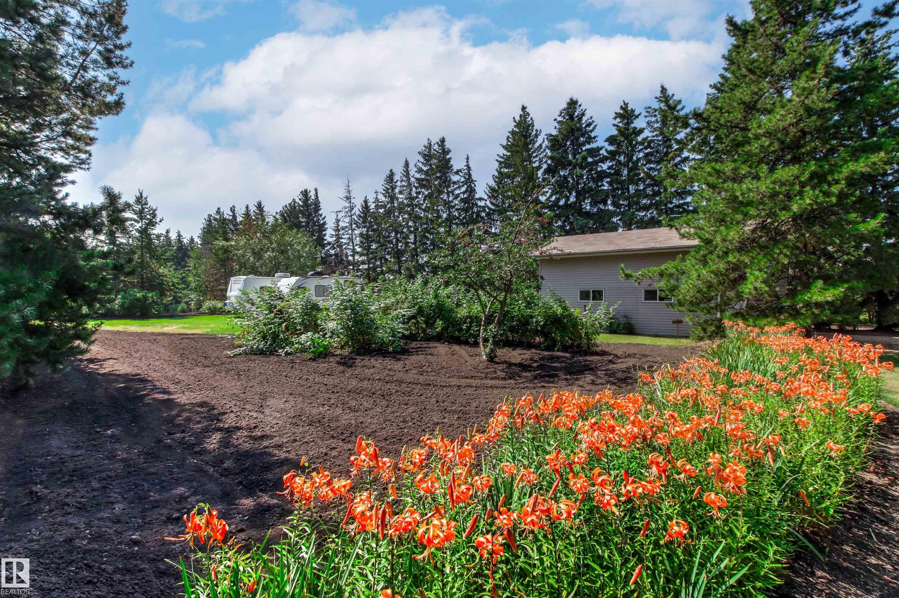 Photo 67 at 24213 Twp Road 554, Namao Ridge Estates, Rural Sturgeon County