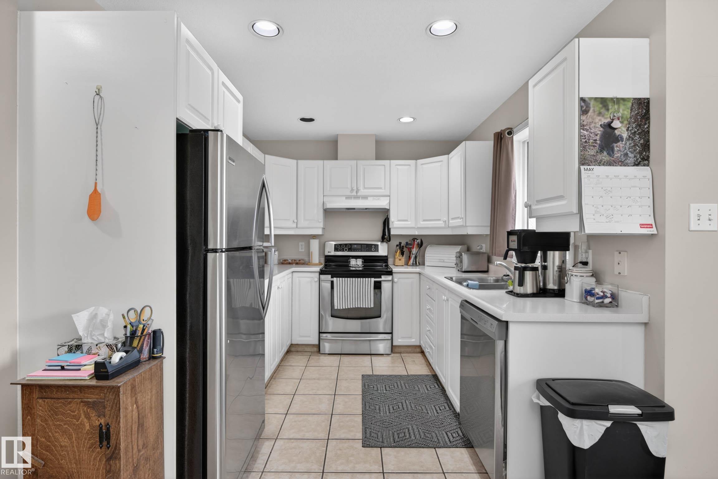 Photo 12 at 16 - 9703 174 Street NW, Terra Losa, Edmonton