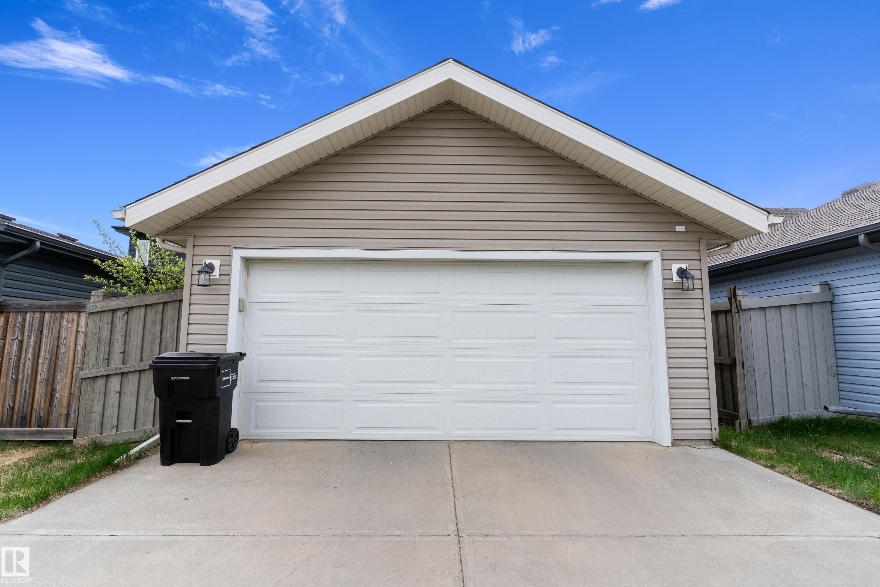 Photo 34 at 6822 Cardinal Link SW, Chappelle Area, Edmonton