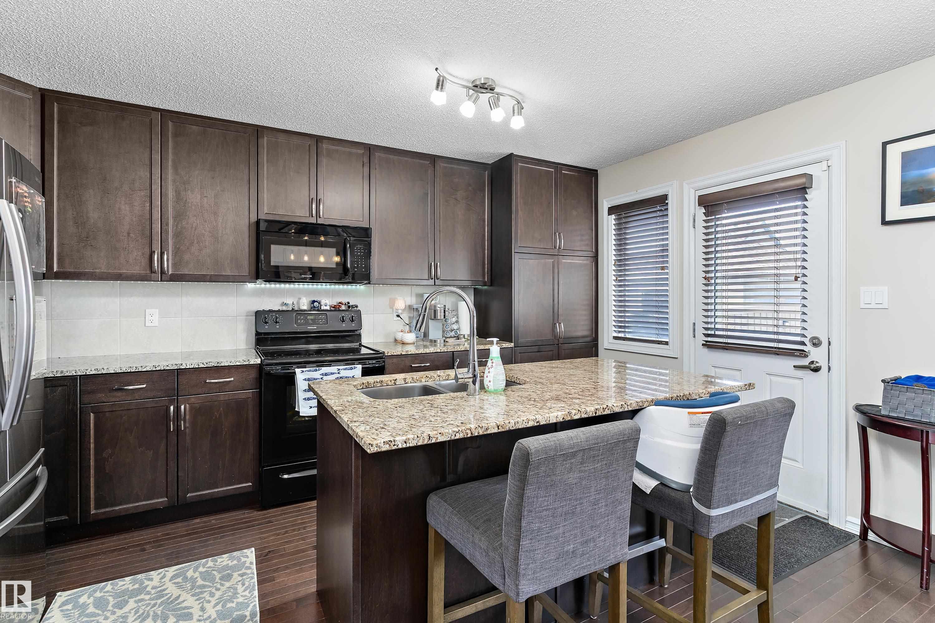 Photo 7 at 6822 Cardinal Link SW, Chappelle Area, Edmonton