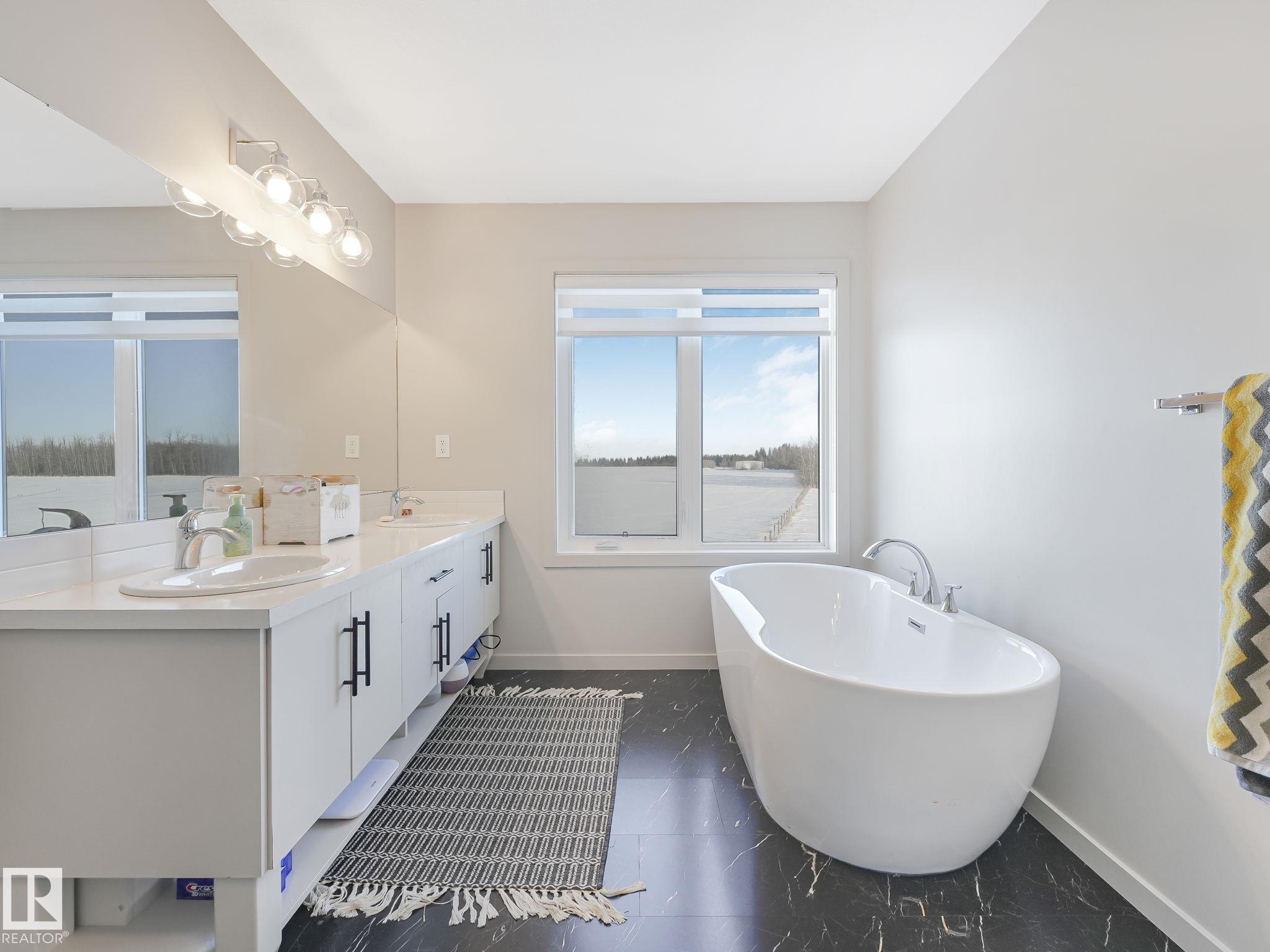 Photo 18 at 14 - 50 Edinburgh Court, Erin Ridge North, St. Albert