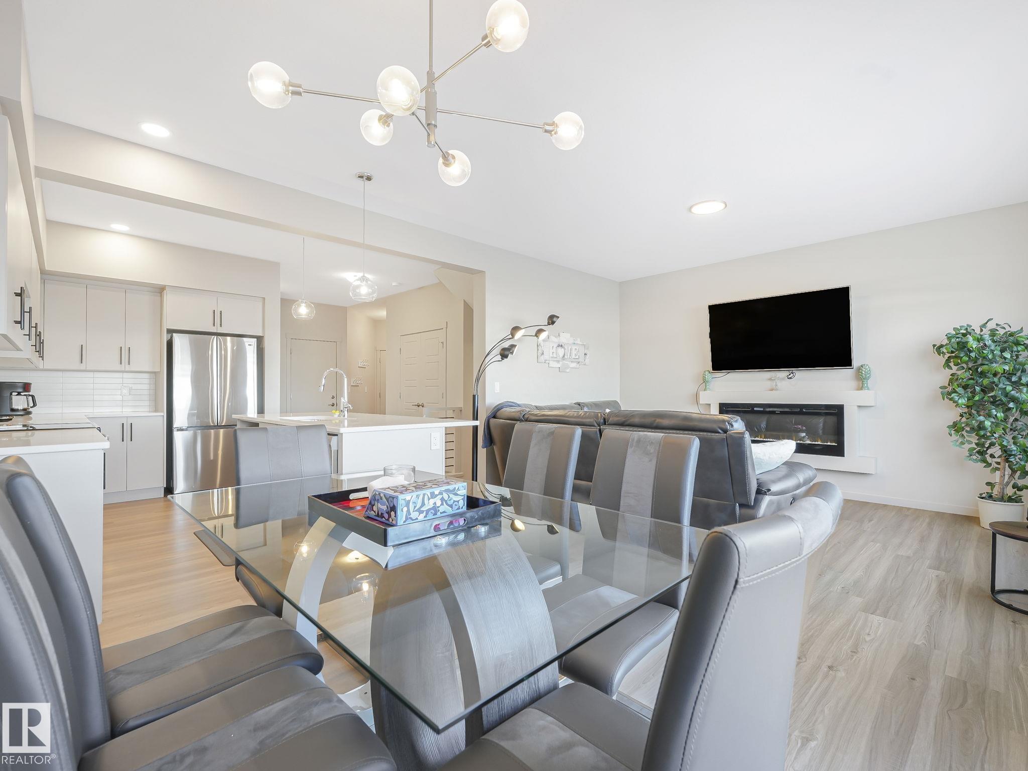 Photo 10 at 14 - 50 Edinburgh Court, Erin Ridge North, St. Albert