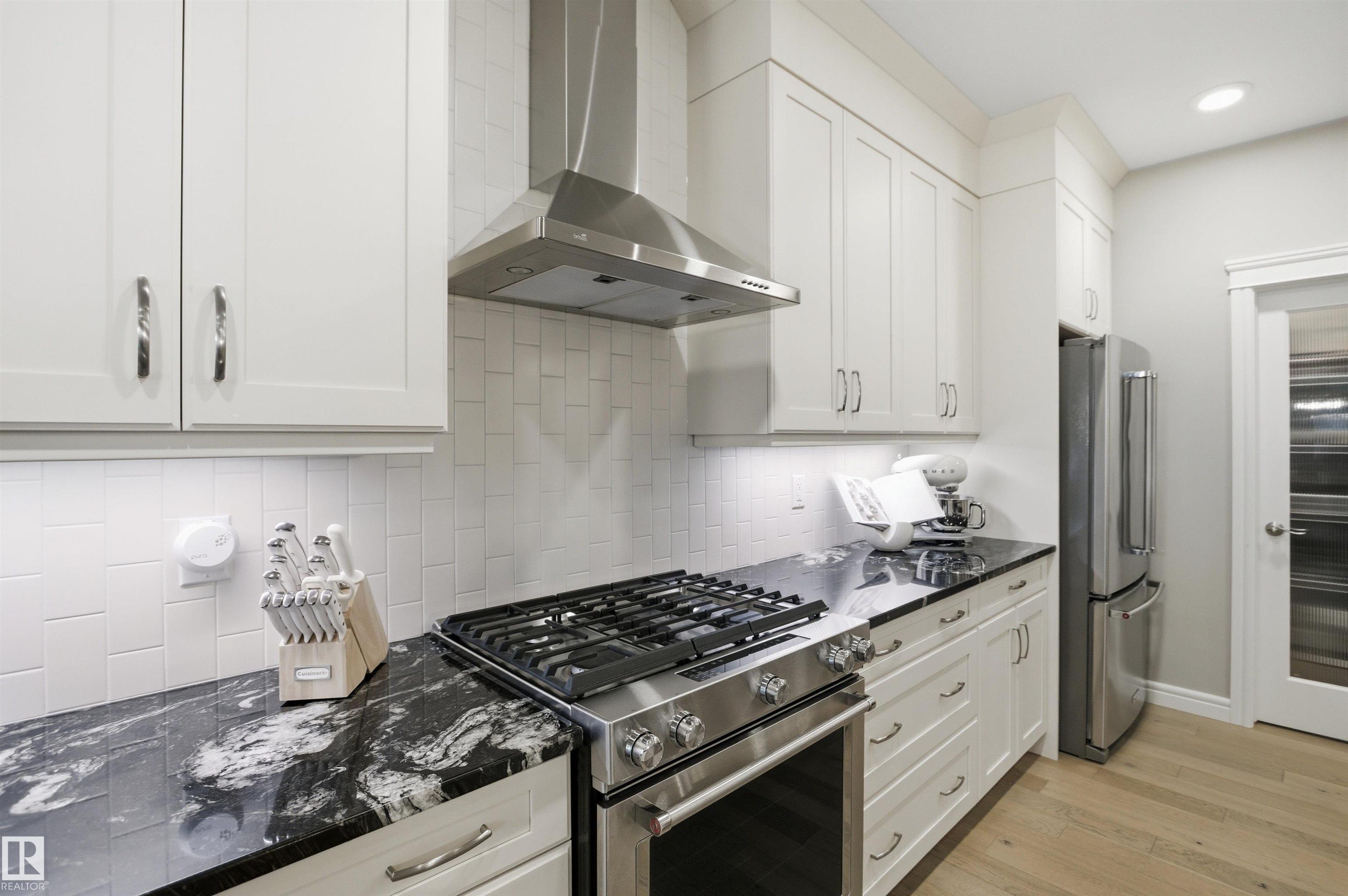 Photo 11 at 1823 Ainslie Court SW, Ambleside, Edmonton