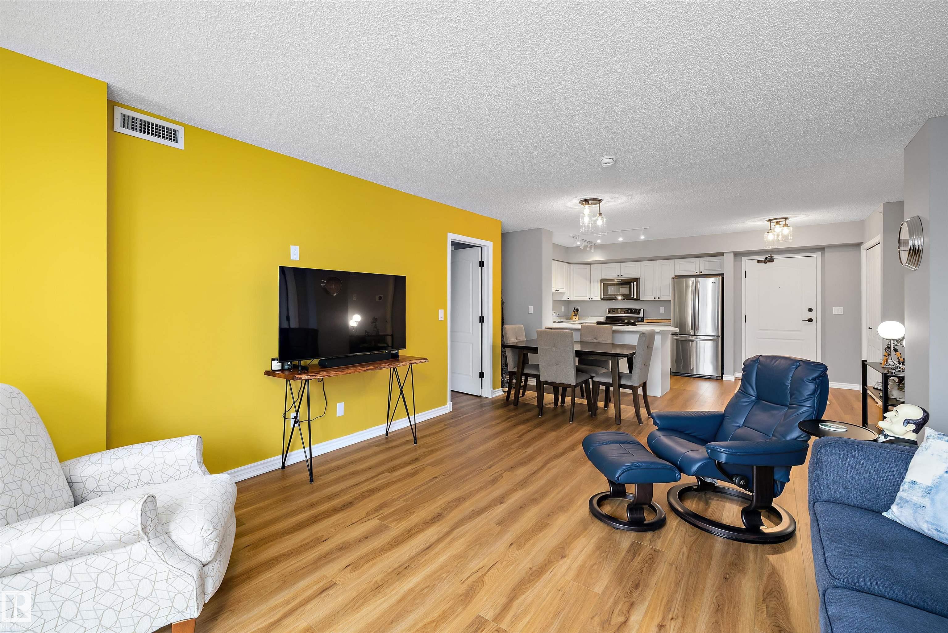 Photo 15 at 1503 - 10909 103 Avenue NW, Downtown, Edmonton