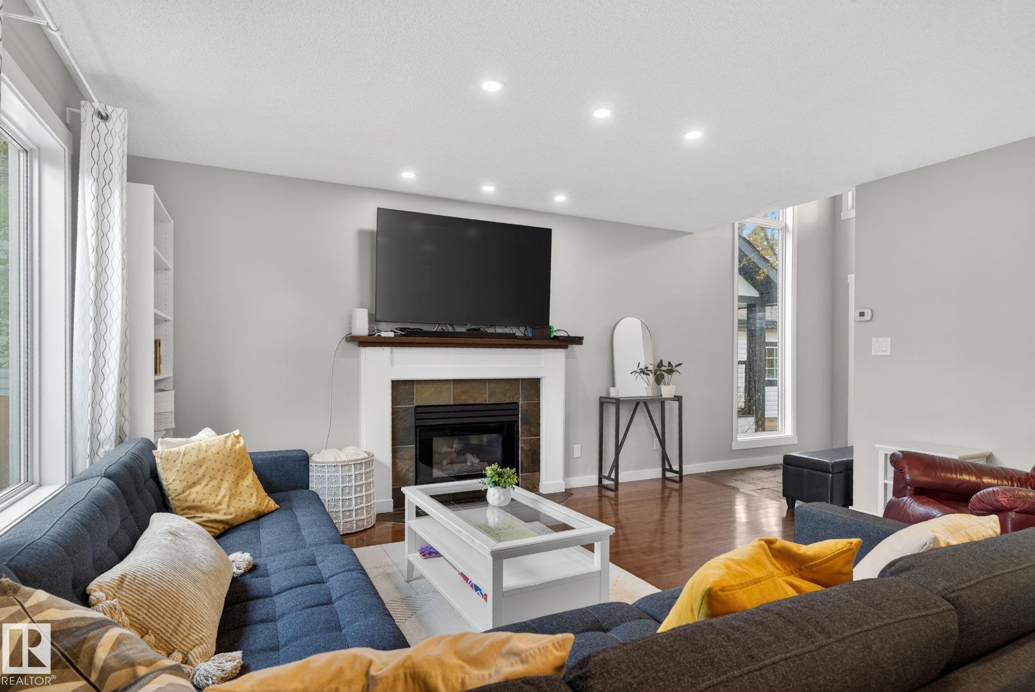 16 Dominion Way, Deer Ridge, St. Albert