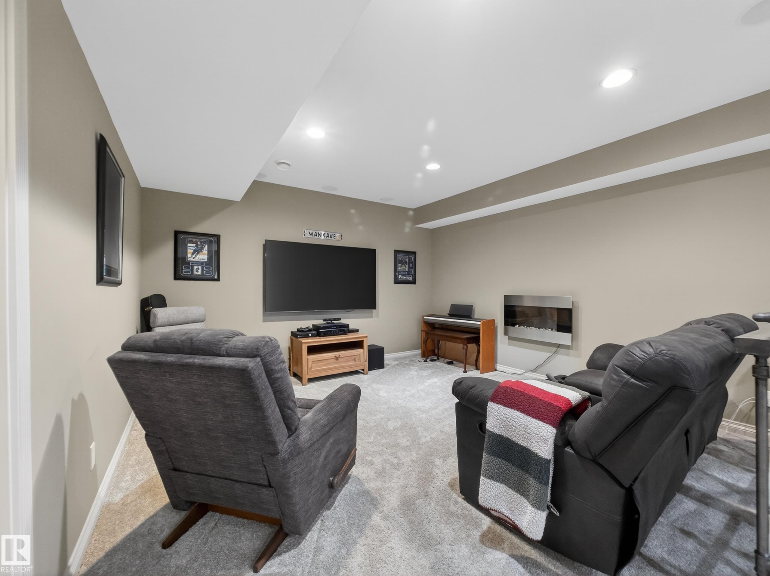 Photo 45 at 102 Lacombe Drive, Lacombe Park, St. Albert