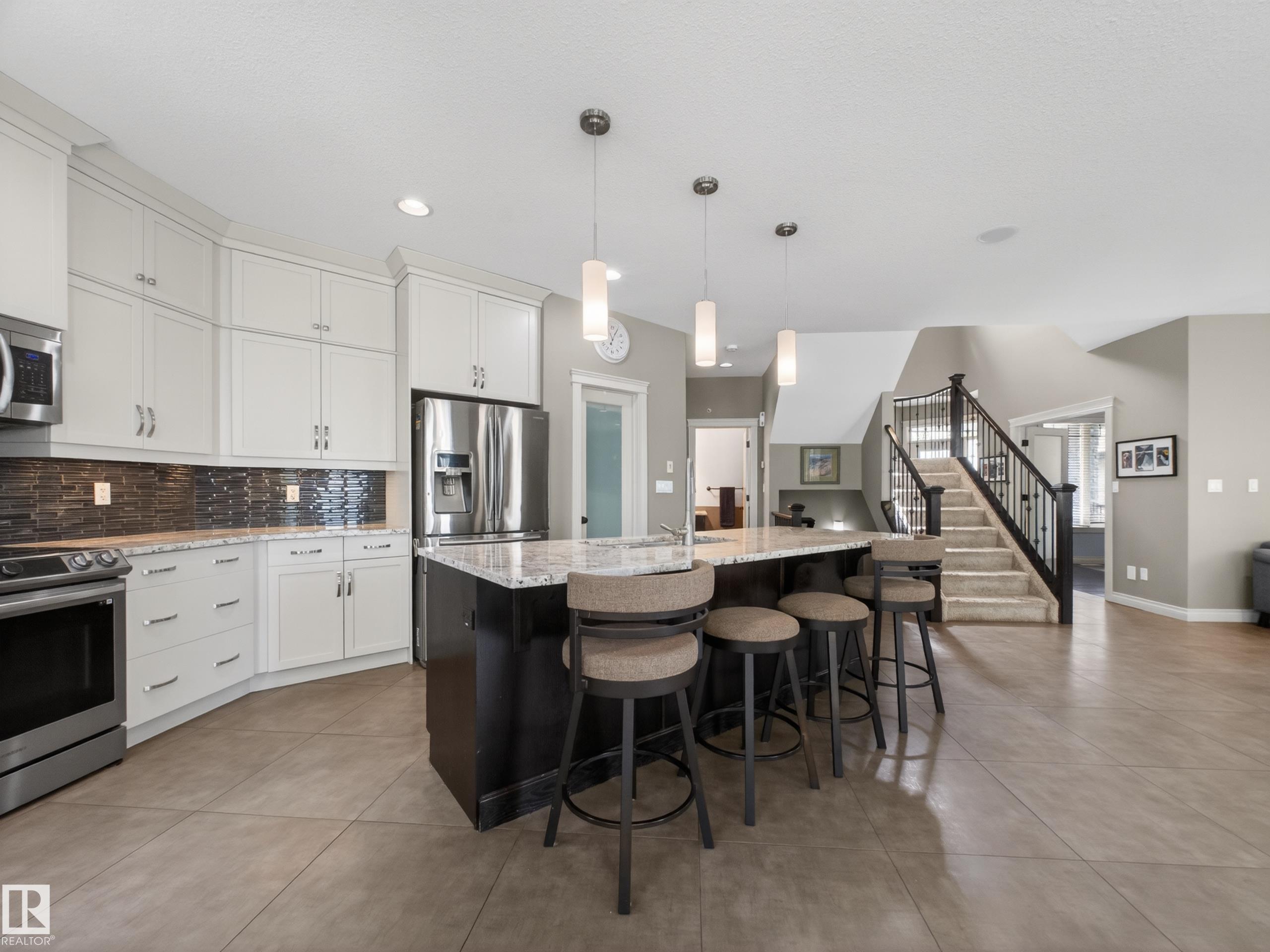 Photo 7 at 102 Lacombe Drive, Lacombe Park, St. Albert