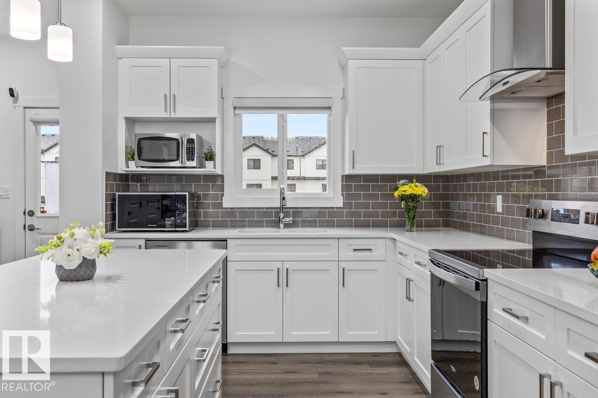 Photo 12 at 9307 221 Street NW, Secord, Edmonton