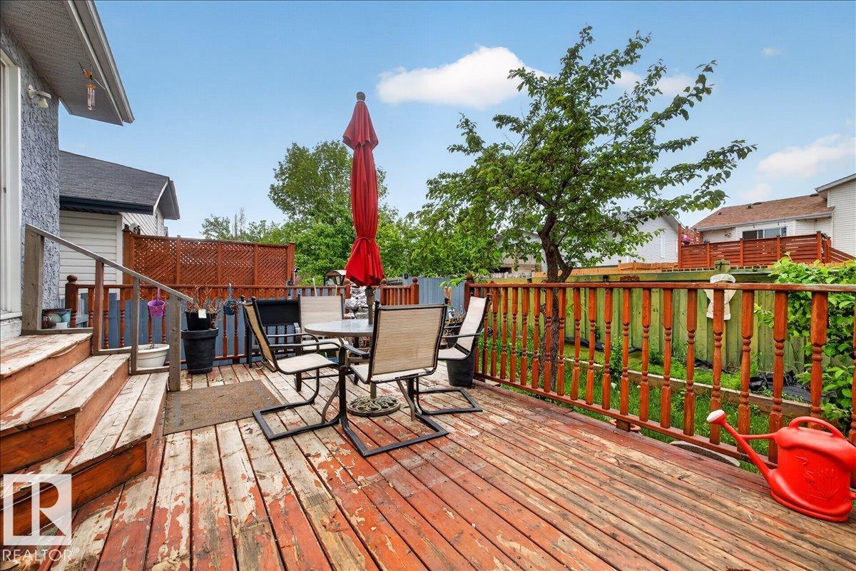 Photo 35 at 5108 138a Avenue NW, York, Edmonton
