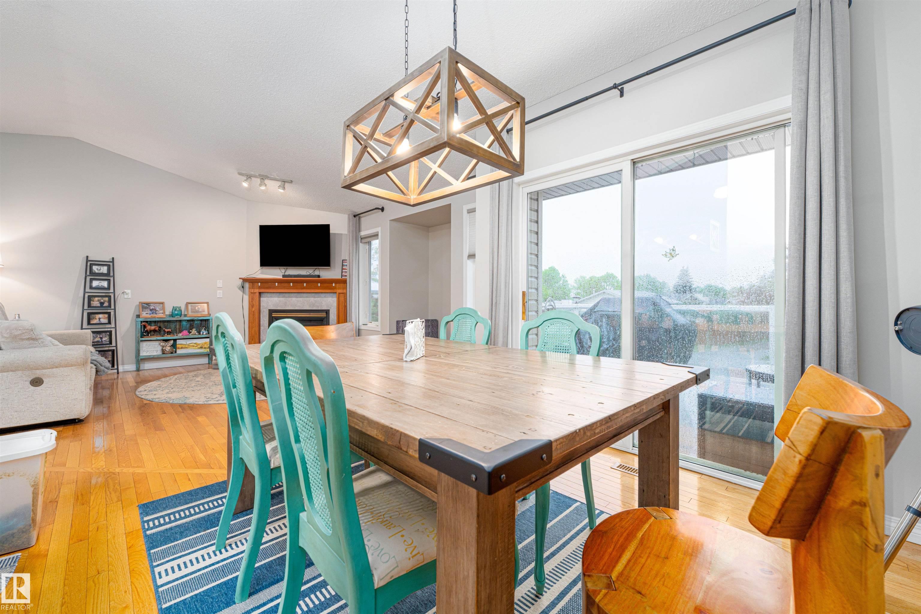 Photo 13 at 98 Chancery point(e), Charlton Heights, Sherwood Park