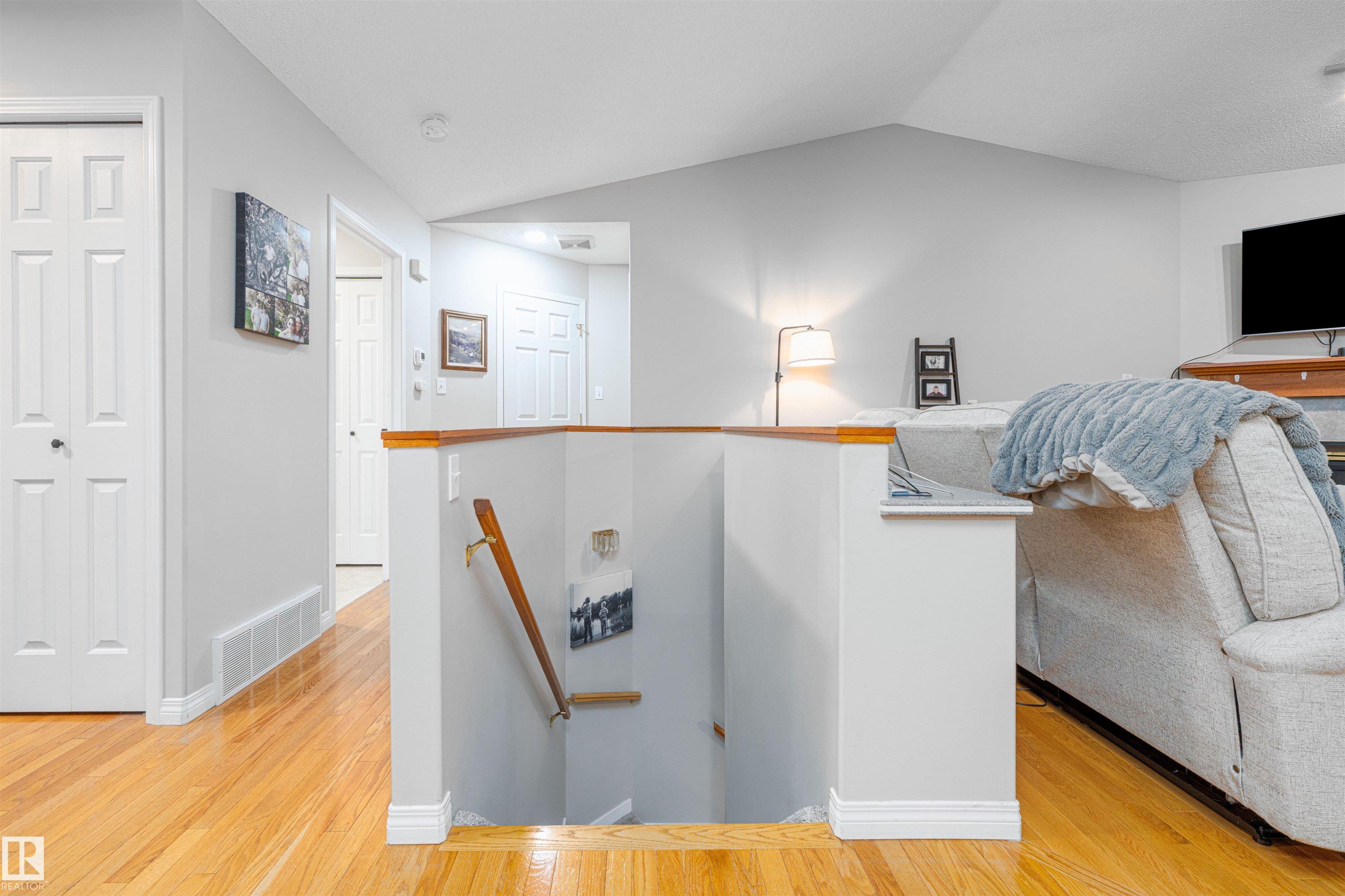Photo 7 at 98 Chancery point(e), Charlton Heights, Sherwood Park