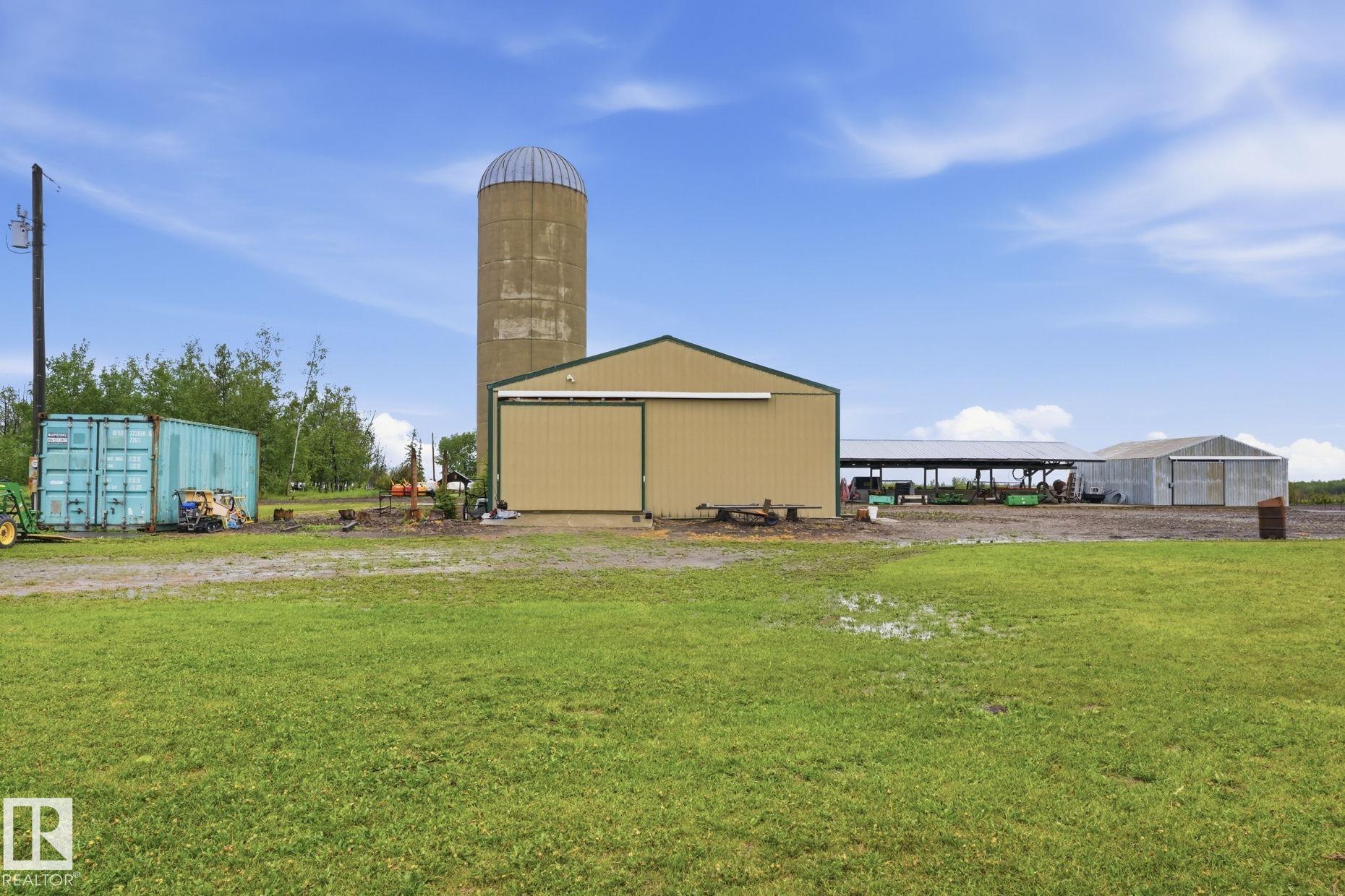Photo 33 at 1307 Twp Road 510, None, Rural Parkland County