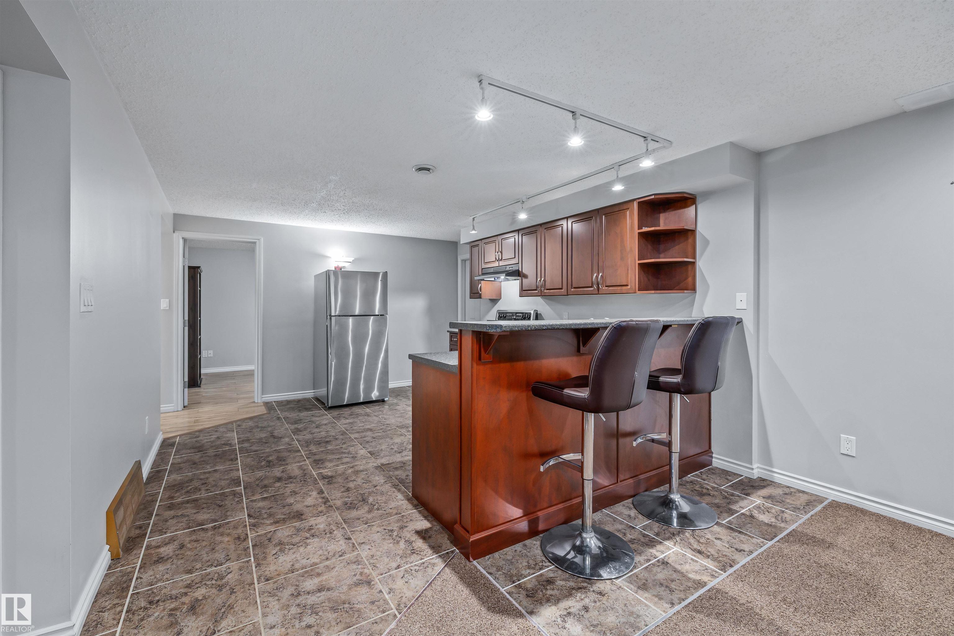 Photo 40 at 4 Bennett Place, Braeside, St. Albert